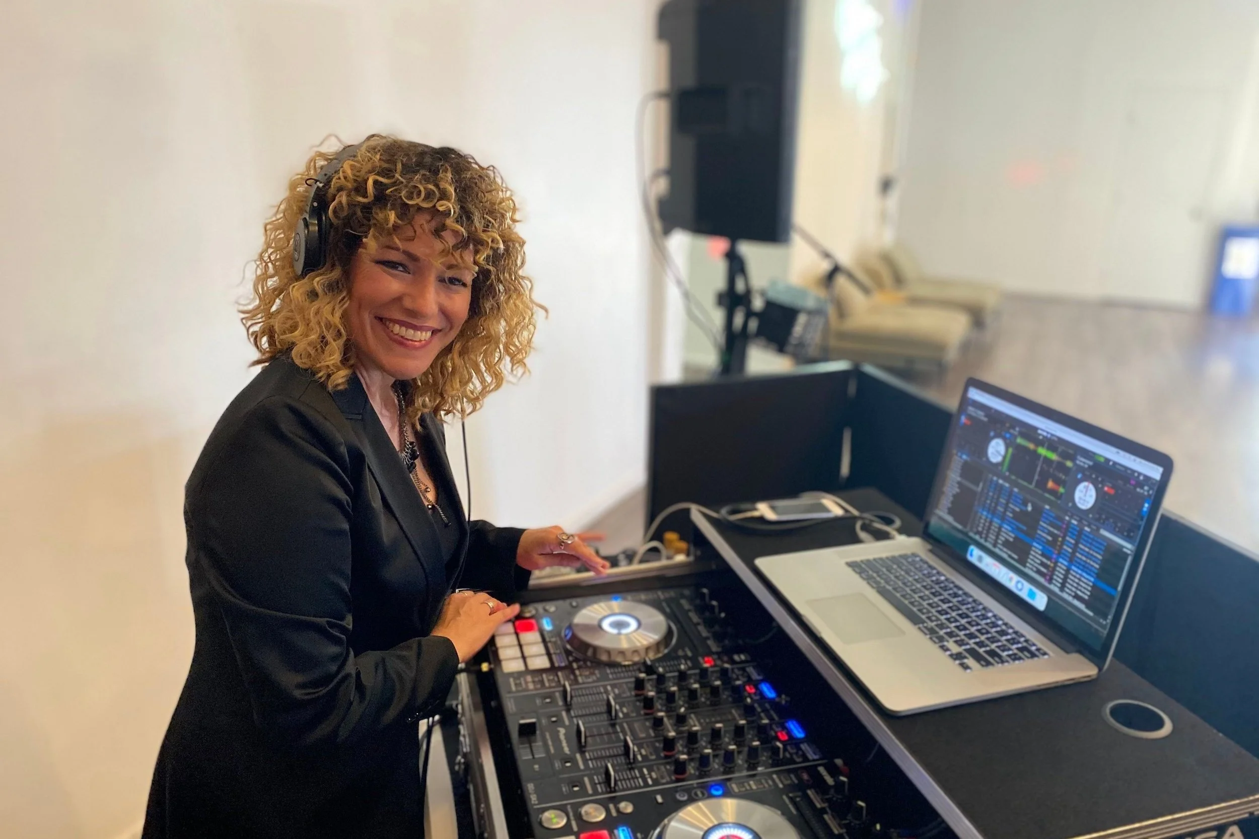 Words of Wisdom from The Replicas' DJ Vero