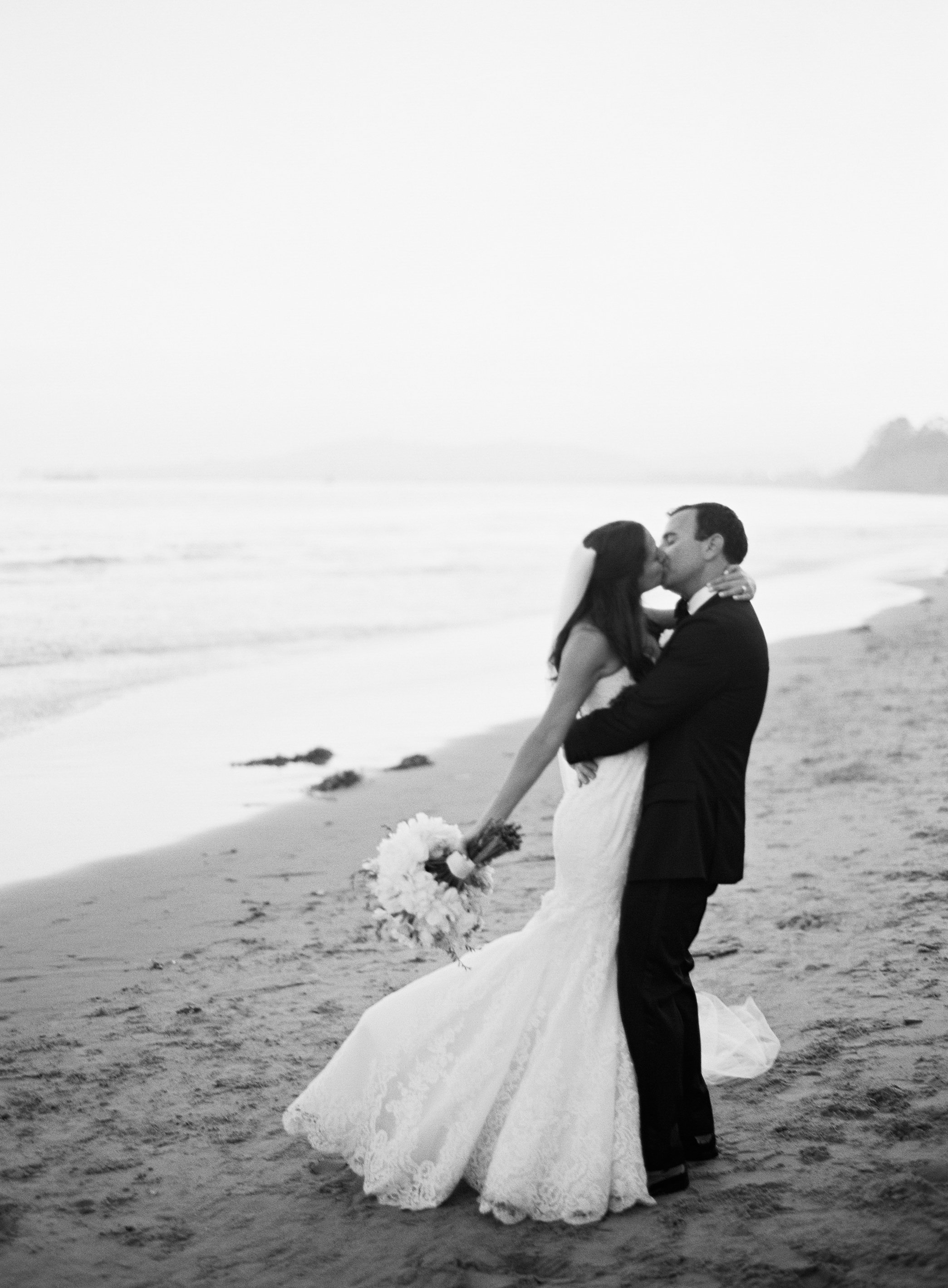 www.santabarbarawedding.com | Ashley Kelemen Photography | Four Seasons Santa Barbara | Bride and Groom