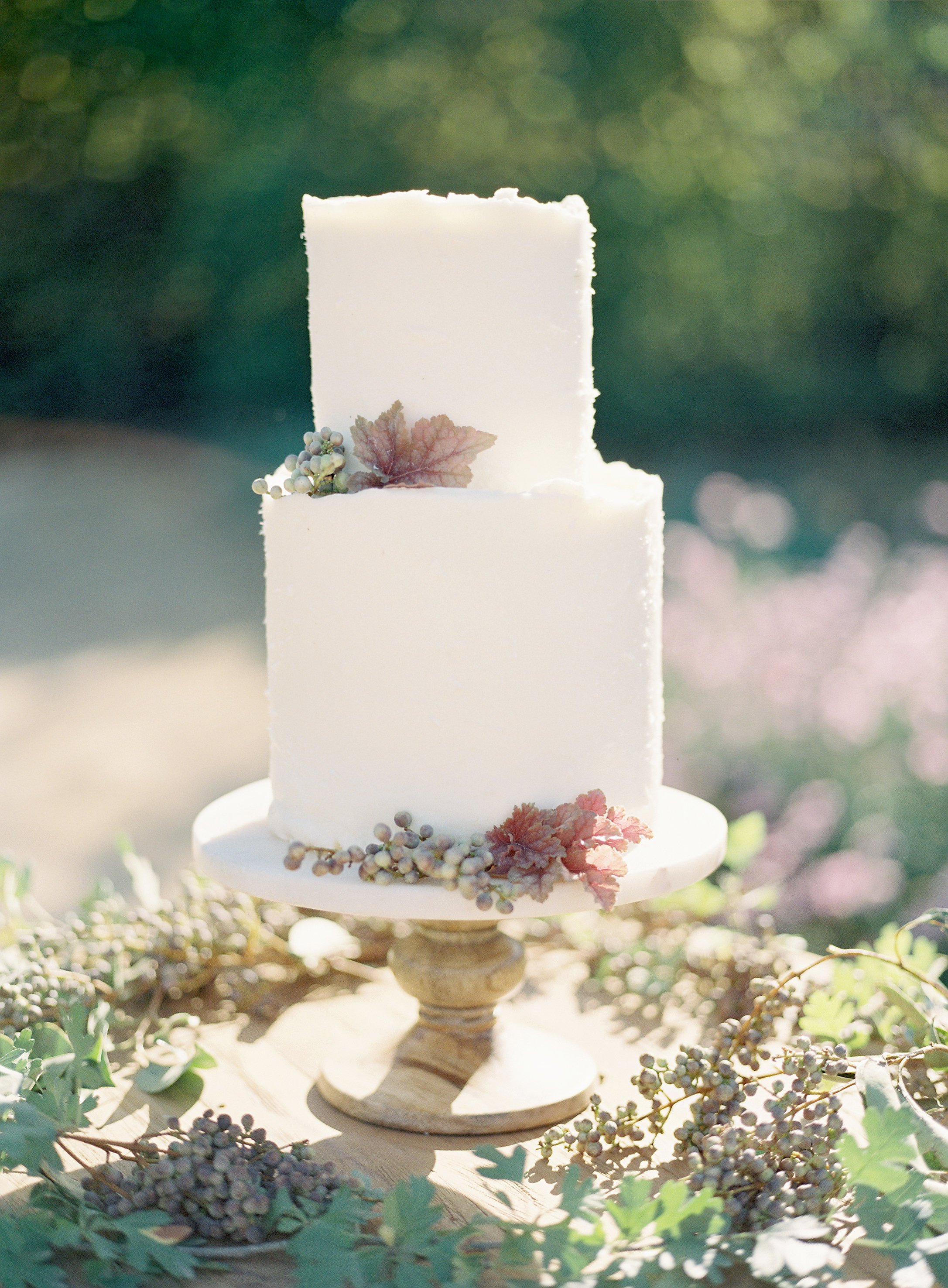 www.santabarbarawedding.com | Kestrel Park | Heather Payne | Lacy Geary | Wedding Cake