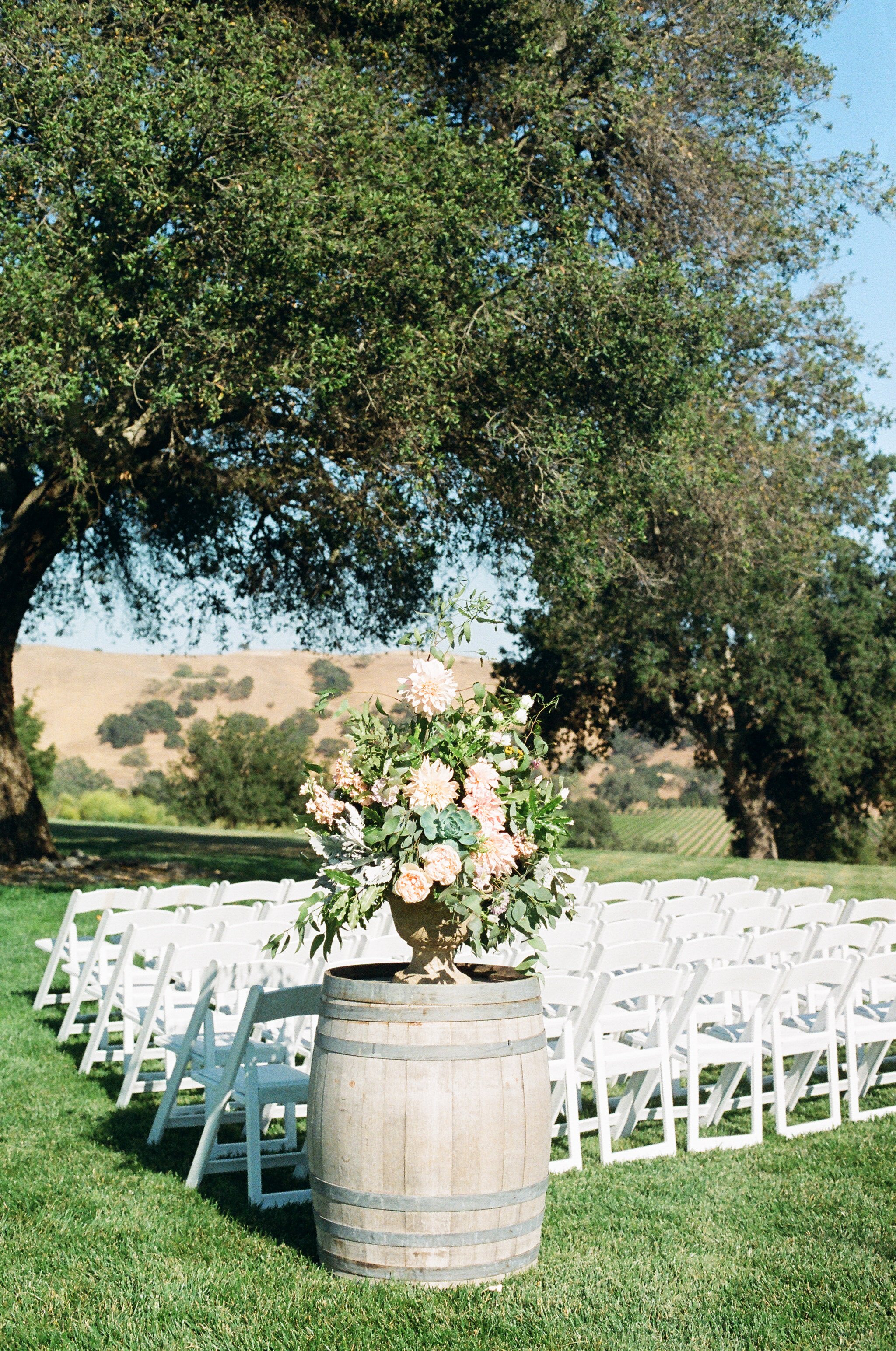 santabarbarawedding.com | Photo: Beaux Arts Photographie | Playful Winery Wedding at Firestone Winery Santa Ynez