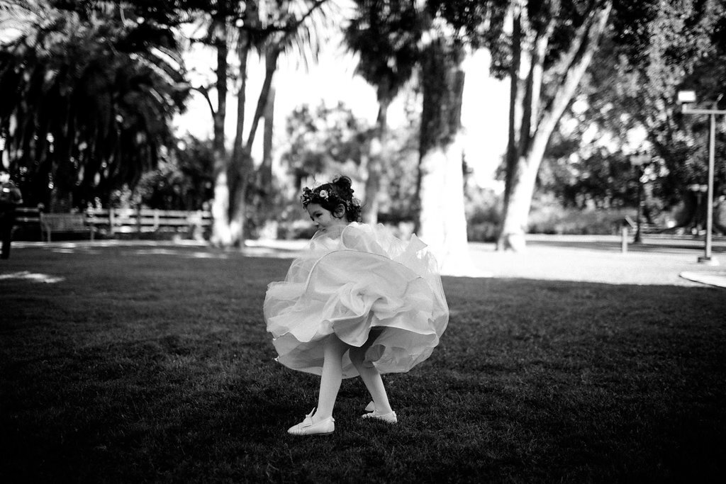 www.santabarbarawedding.com | Abi Q Photography | Camarillo Ranch | White Blossom | Unique Floral Designs | Kelly Zhang | Flower Girl Twirling 