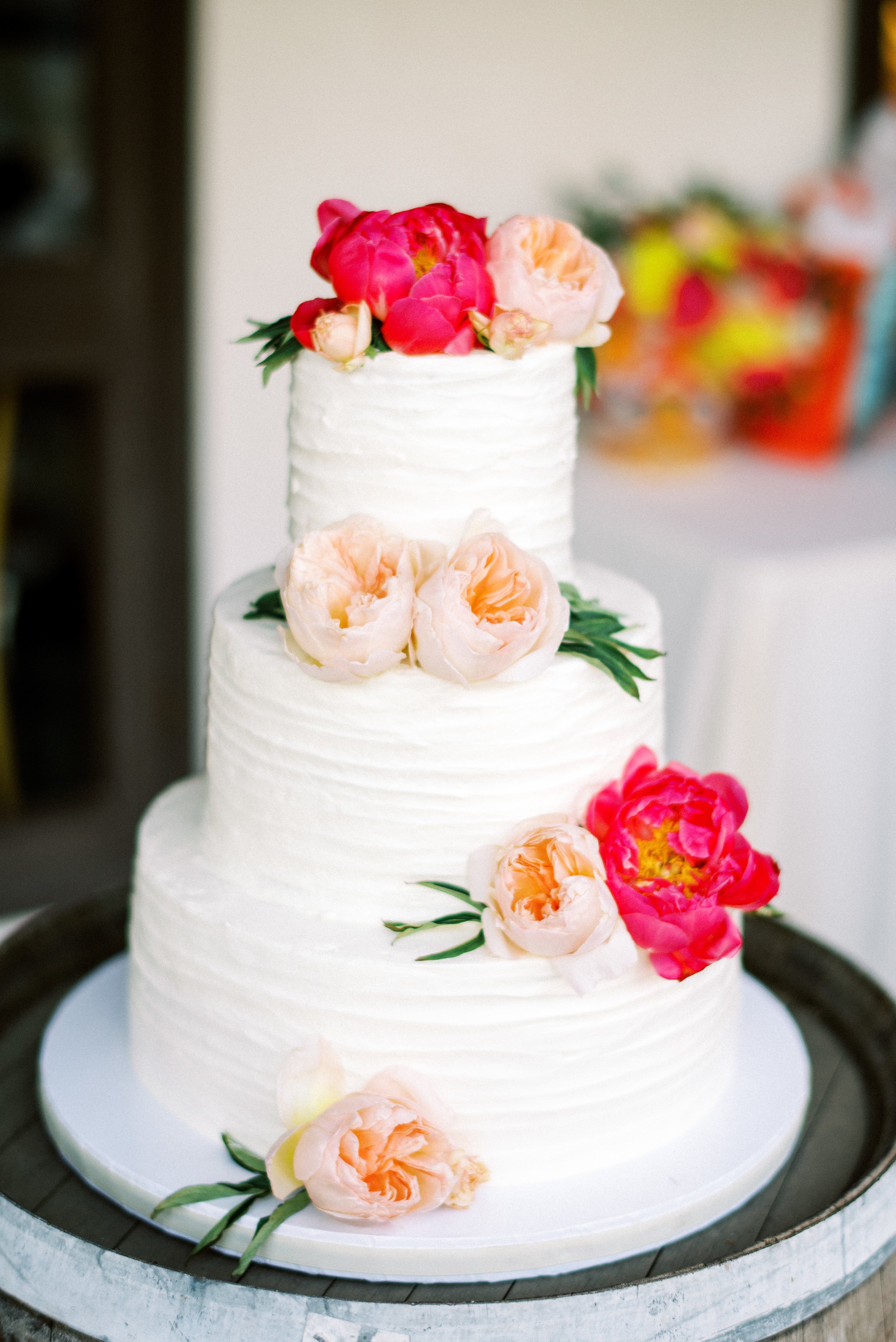 www.santabarbarawedding.com | Loveridge Photography | Gainey Vineyard | Amber Alyse Events | Besame Florals | Solvang Bakery | Wedding Cake 