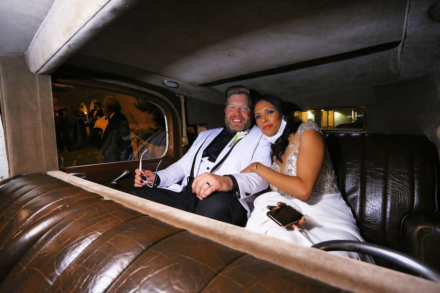 www.santabarbarawedding.com | Deshun Smith | Hotel Californian | Amazing Days Events | Tangled Lotus | LunaBella | Tours a la Carte | Bride and Groom in Vintage Car