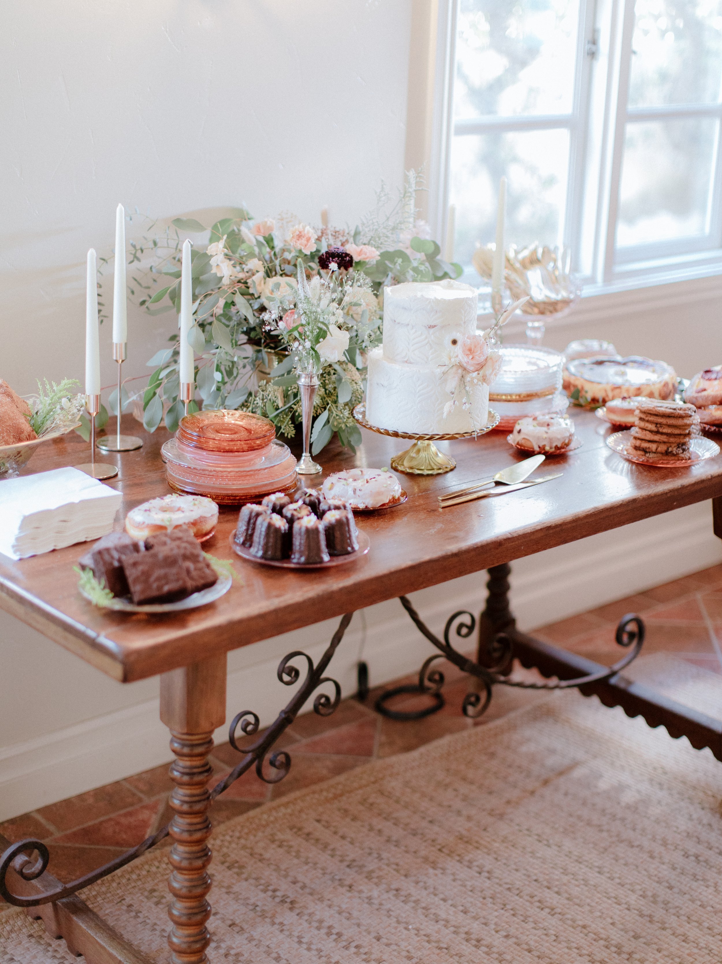 www.santabarbarawedding.com | Chris J. Evans | Dessert Table and Wedding Cake at Reception