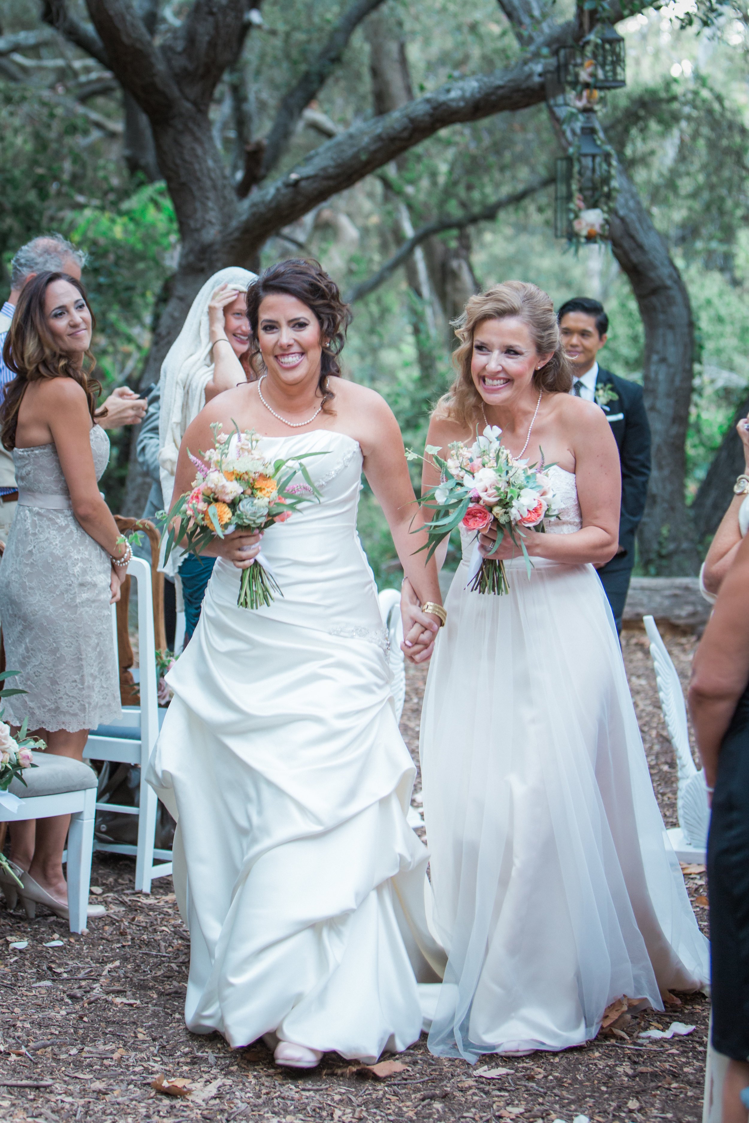 santabarbarawedding.com | photo: Kiel Rucker | Same Sex Wedding Ceremony in an Oak Grove