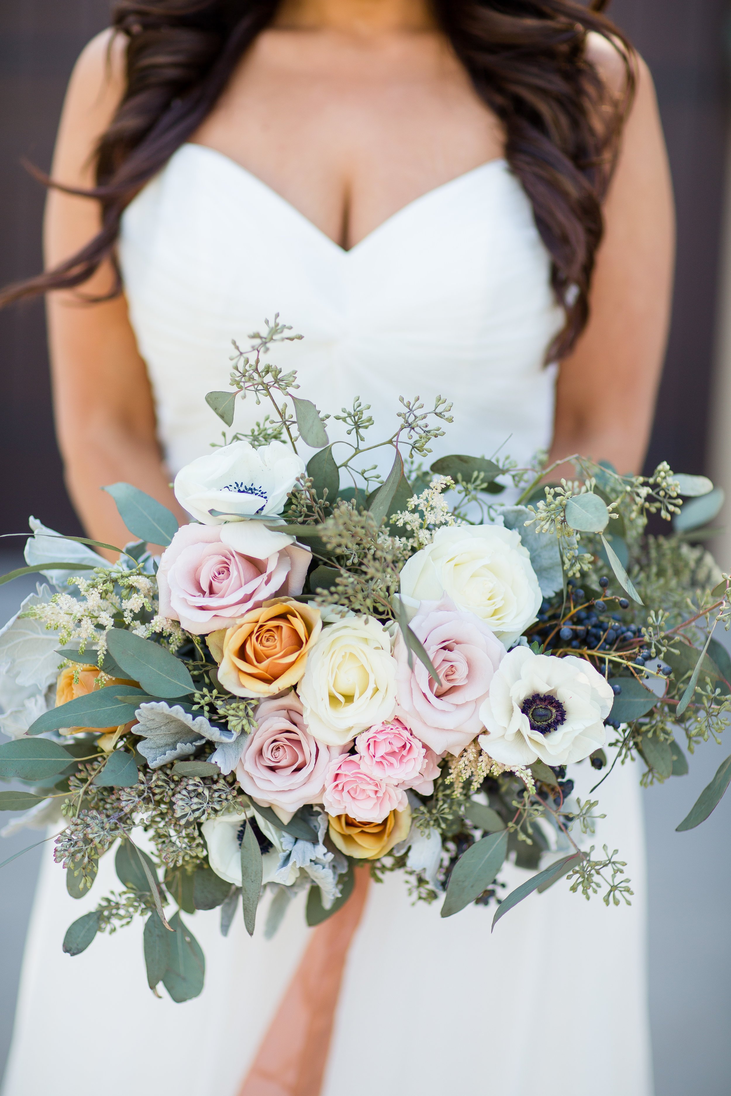 www.santabarbarawedding.com | Los Robles Greens | Events by Fran | Chelsea Elizabeth | Bridal Bouquet