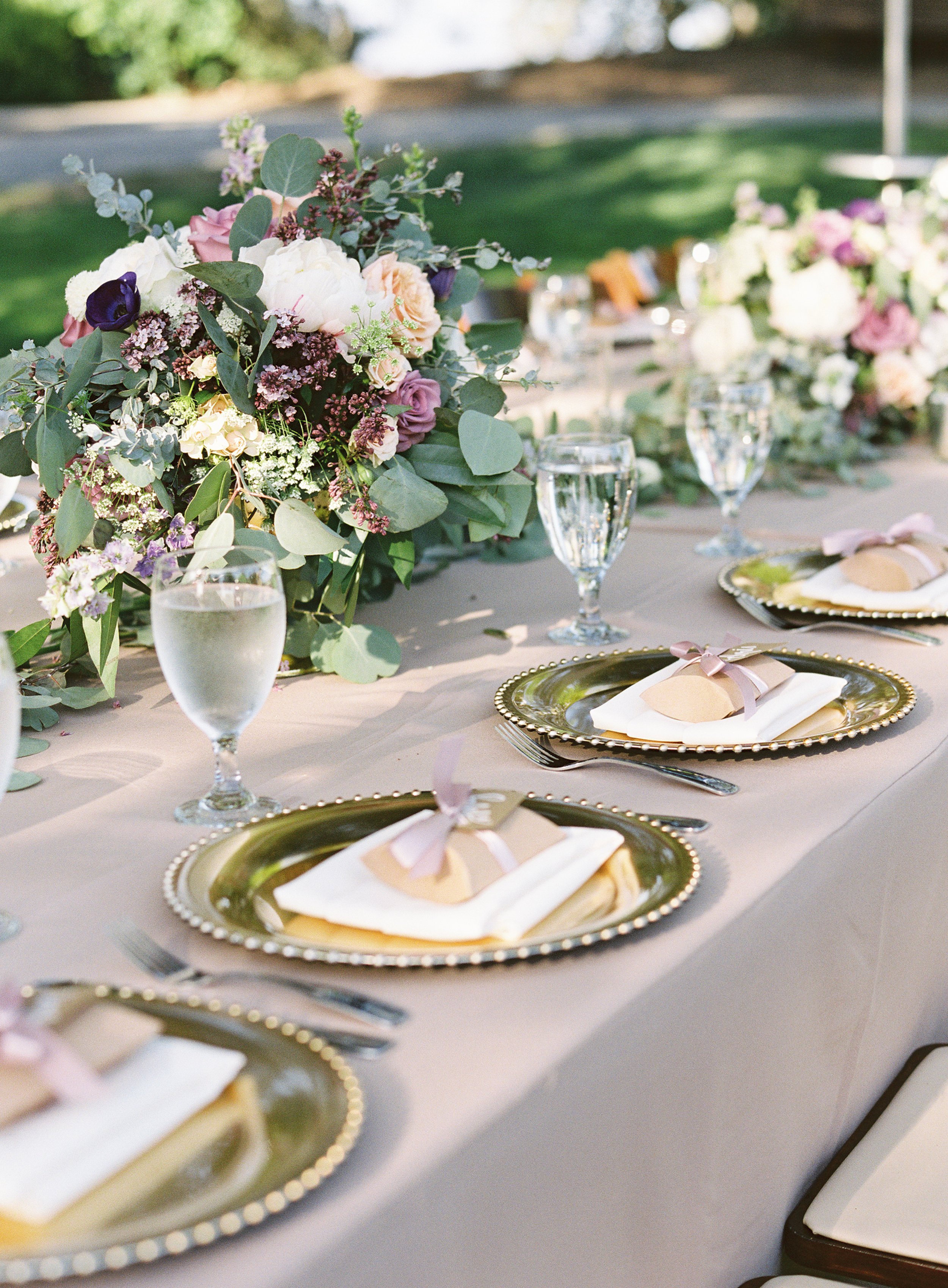 www.santabarbarawedding.com | Trinity Episcopal Church | Elings Park | Sarah Weir | Burlap & Bordeaux | Place Settings