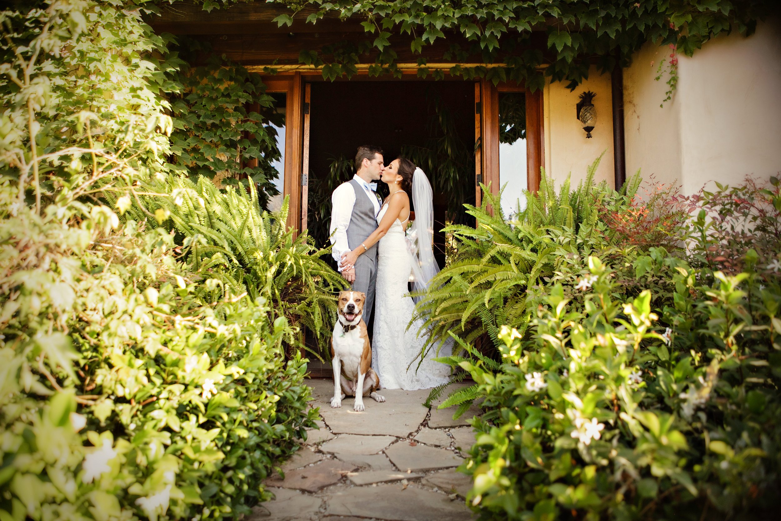 www.santabarbarawedding.com | Andrejka Photography | Red Tail Ranch | Bride and Groom