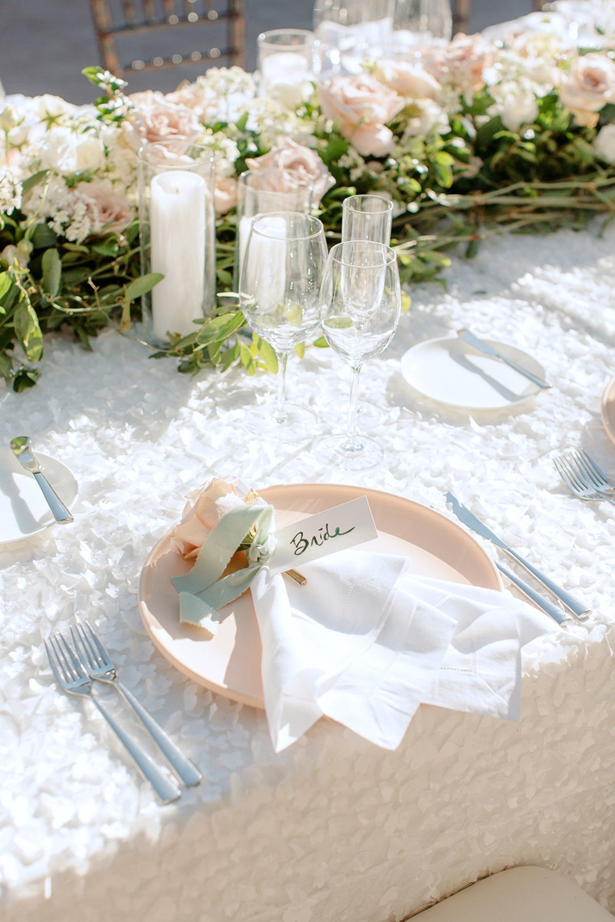 www.santabarbarawedding.com | Ali Beck Photography | LuckEleven Events | The Ritz-Carlton Bacara | Knot Just Flowers | Bella Vista Designs | Theoni Collection | La Tavola | Reception Table