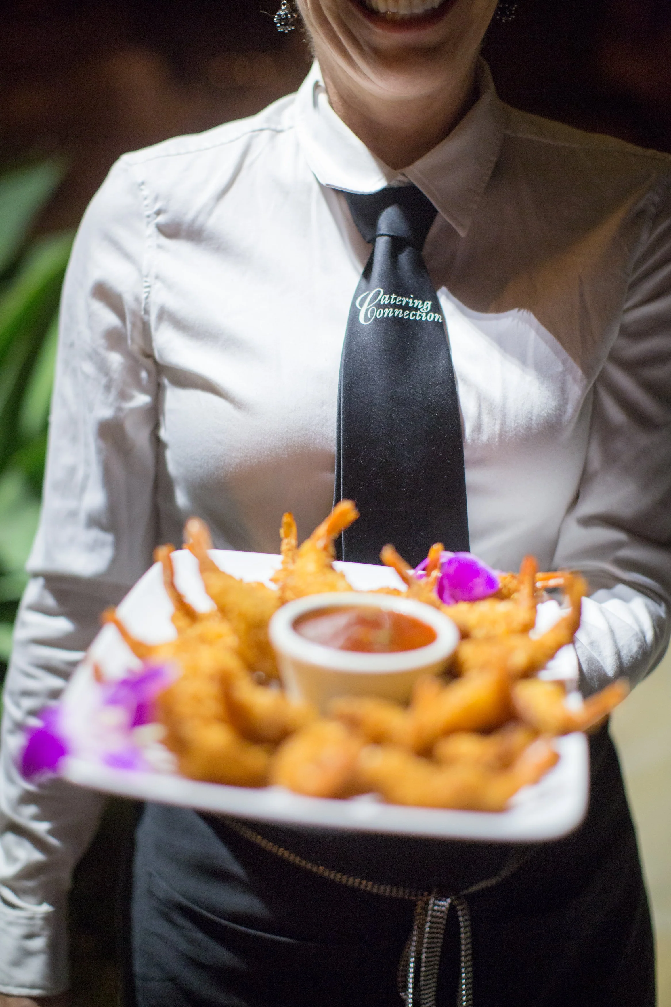 www.santabarbarawedding.com | hors d'ouvres | appetizer tips | Catering connection | panko shrimp | wedding menu | Kiel Rucker Photography