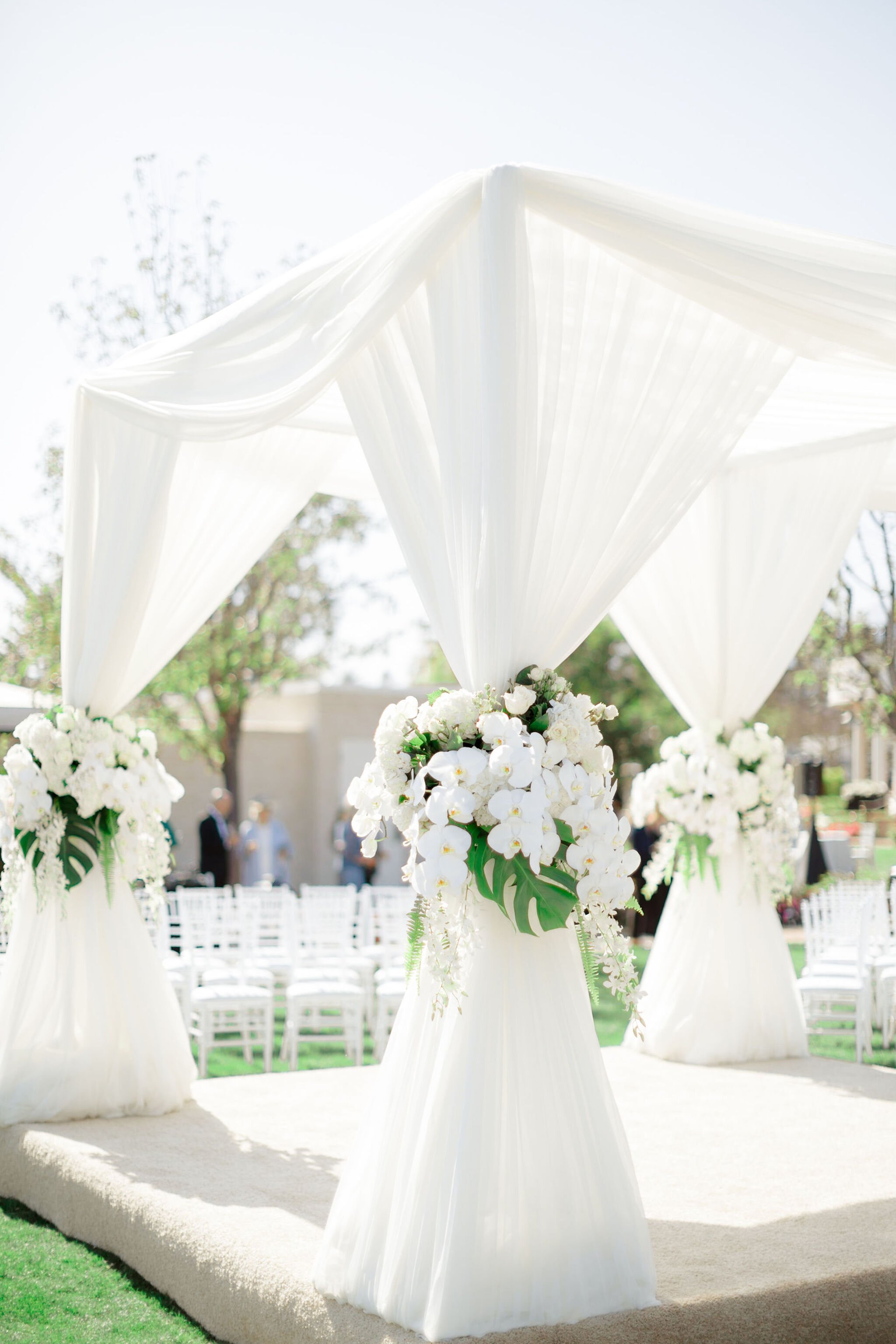 www.santabarbarawedding.com | Town and Country Event Rentals | Charissa Magno | Ceremony Structure