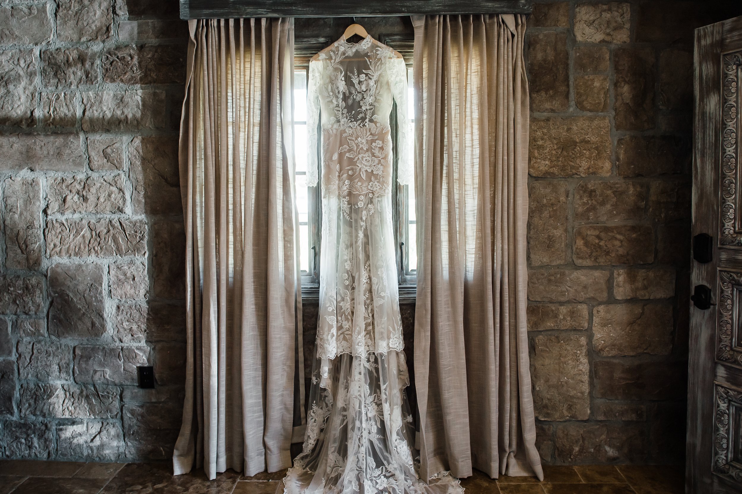 www.santabarbarawedding.com | Michelle Ramirez  | Zaca Creek | Santa Barbara Elopement | Bride’s Lace Wedding Gown