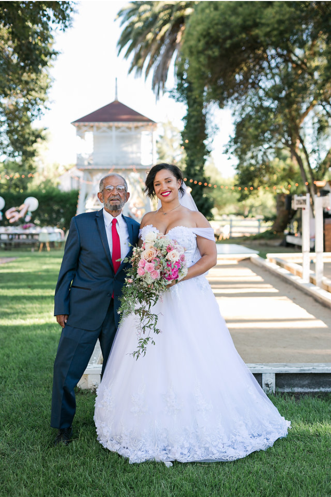 www.santabarbarawedding.com | Mattei's Tavern | Staci Stack Photography | Bride and Father