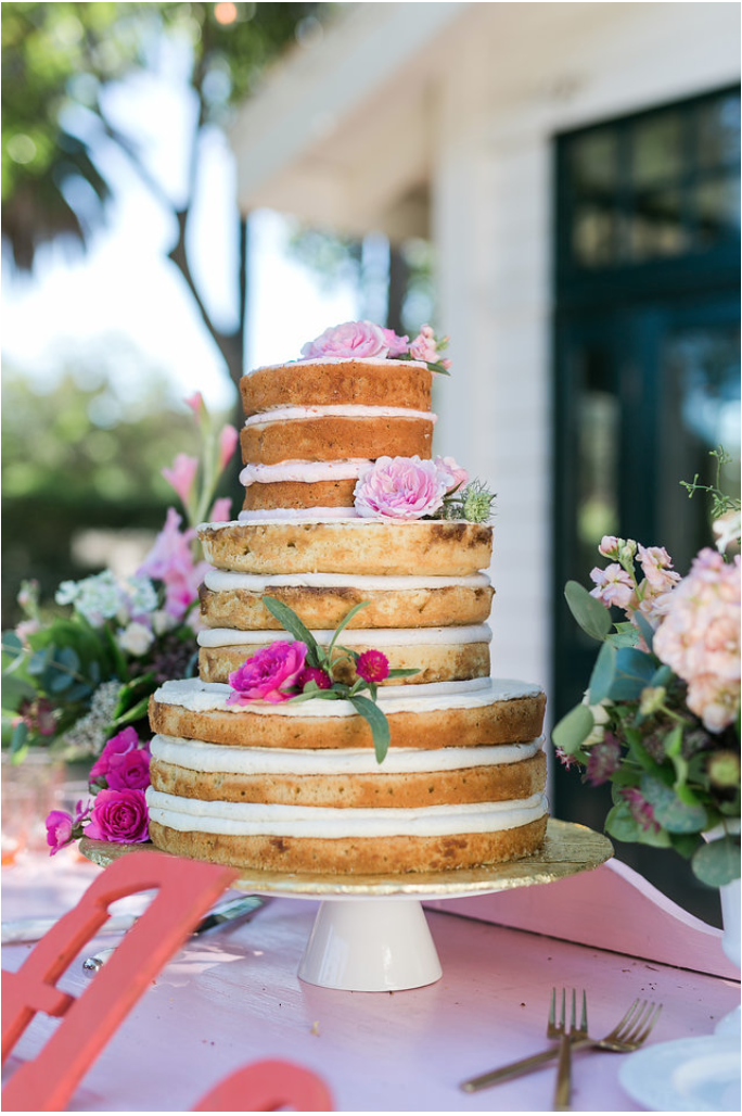 www.santabarbarawedding.com | Mattei's Tavern | Staci Stack Photography | Wedding Cake | Crush Cake