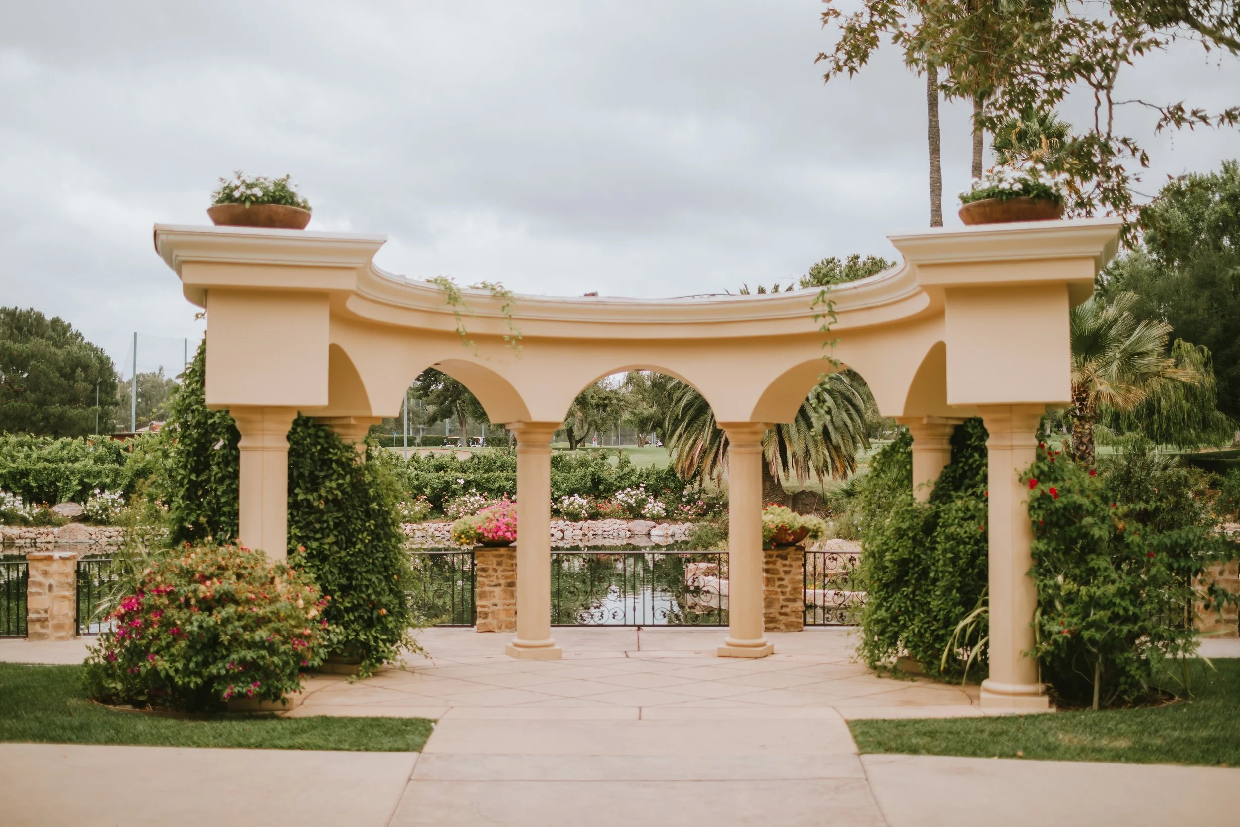 www.santabarbarawedding.com | Westlake Village Inn | Events by Fran | Yanira Scalise | The Getting Ready Venue