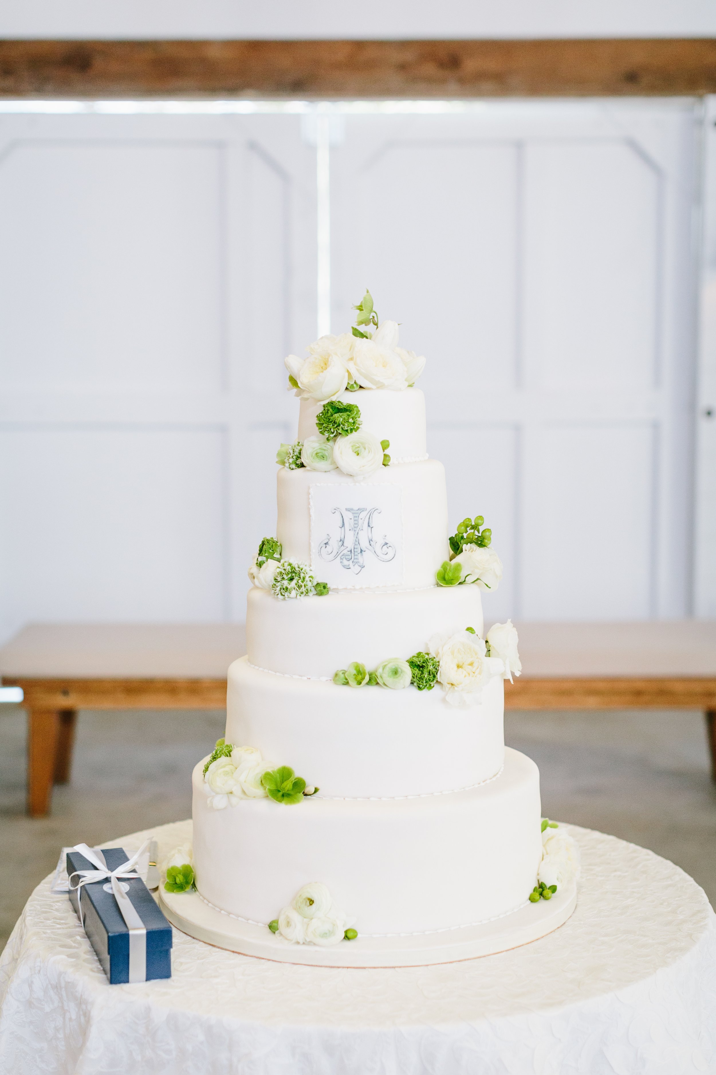 www.santabarbarawedding.com | Foxen Canyon Ranch | Jodee Debes Photography | LVL Weddings |   Janet Villa | Jerry Palmer Flowers | Bright Event Rentals | The Solvang Bakery | Wedding Cake