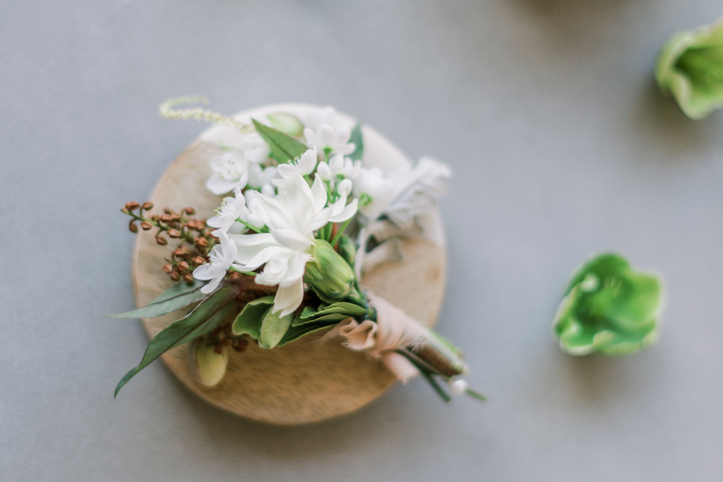 www.santabarbarawedding.com | Jocelyn &amp; Spencer | Hidden Oaks Ranch | Tyler Speier | Groom’s Boutonniere 