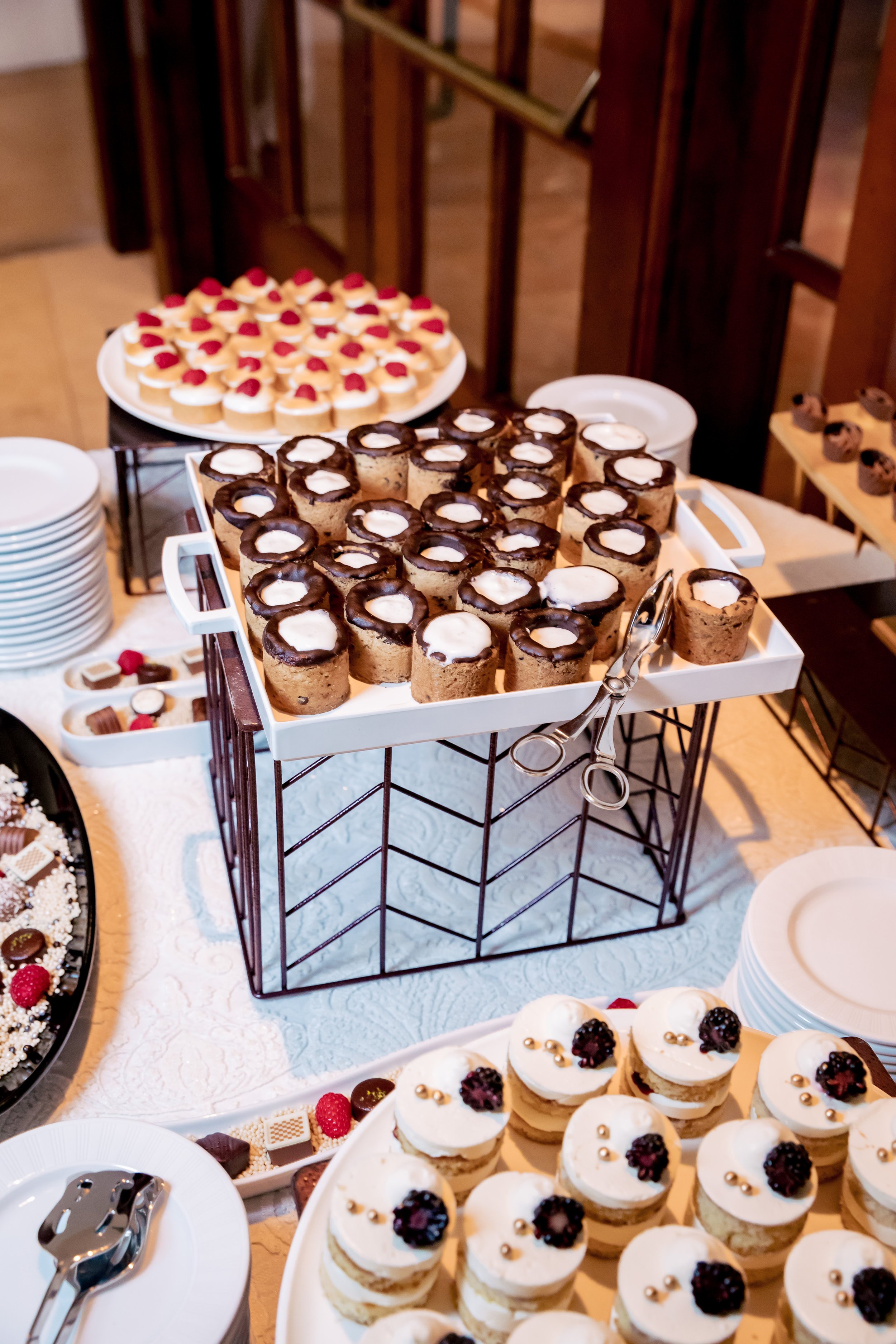 www.santabarbarawedding.com | Rewind Photography | The Ritz Carlton Bacara | Amazing Days Events | Dessert Table