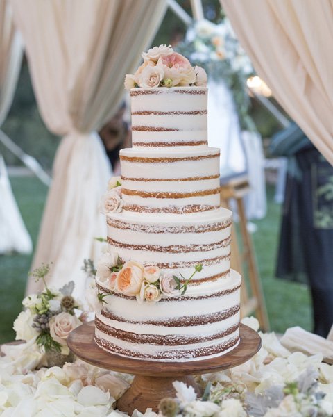 www.santabarbarawedding.com | San Ysidro Ranch | David Kepner Photography | Wedding Cake