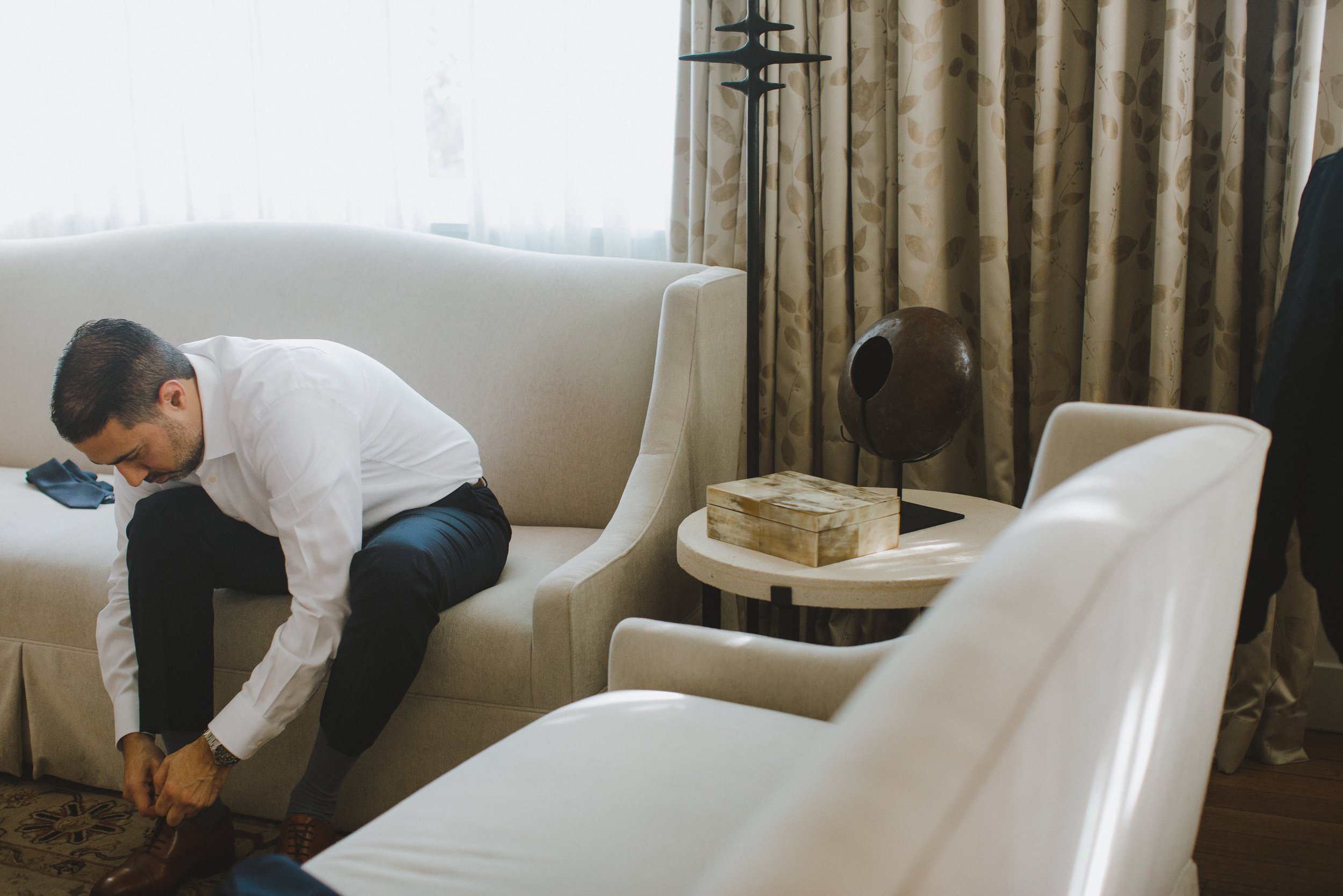 www.santabarbarawedding.com | Ryanne Bee Photography | Santa Barbara Courthouse | Belmond El Encanto | Groom Getting Ready 