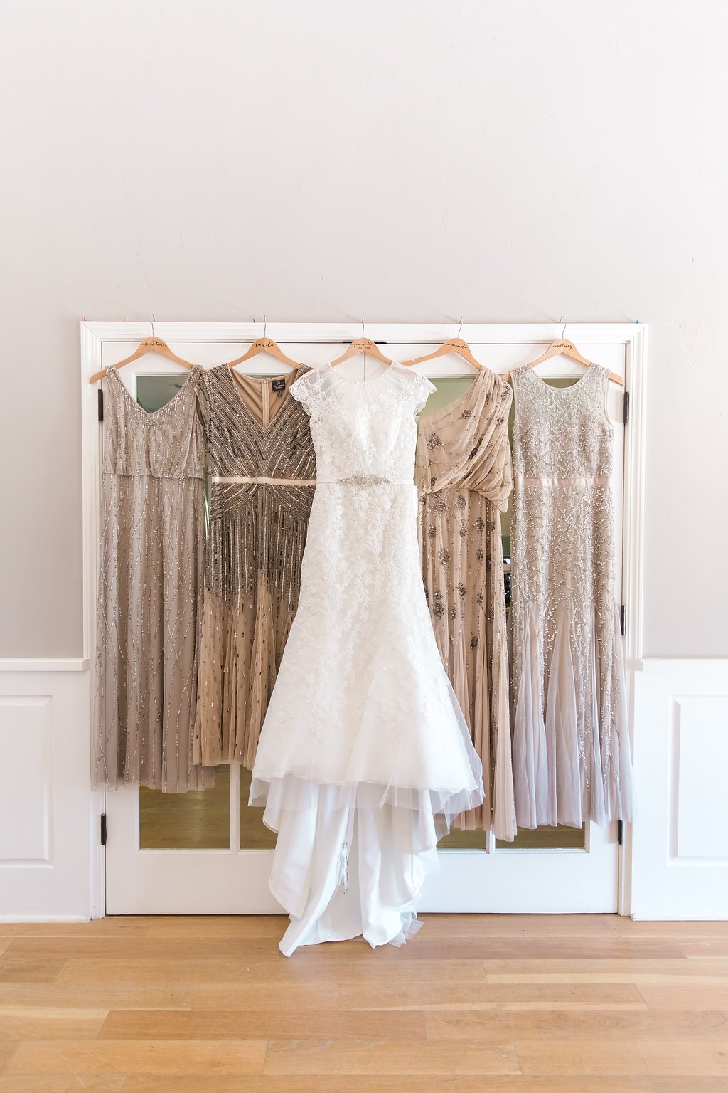www.santabarbarawedding.com | Jessica Angell Photography | Apple Creek Ranch | Wedding Gown | Bridesmaid Gowns