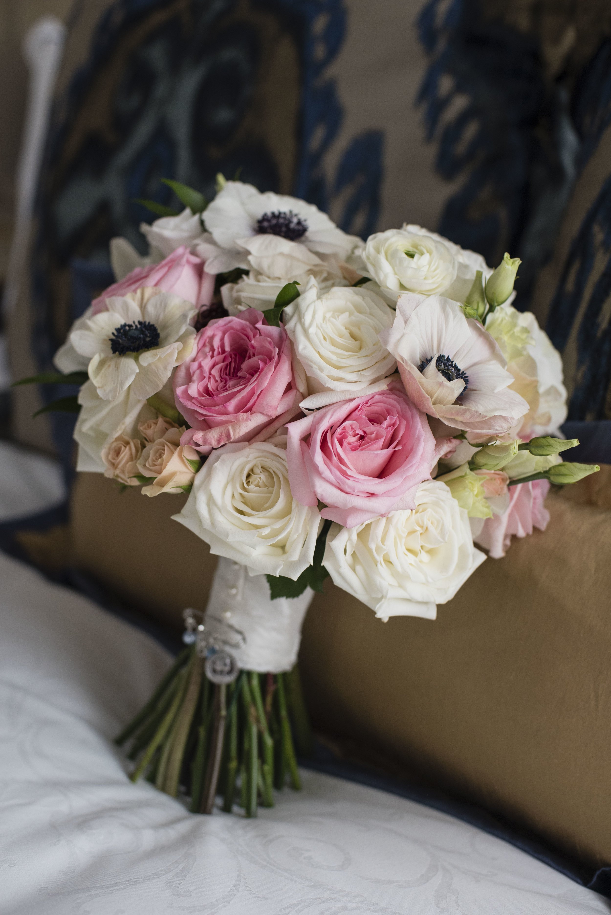 www.santabarbarawedding.com | By Cherry Photography | Santa Barbara Courthouse | Bridal Bouquet