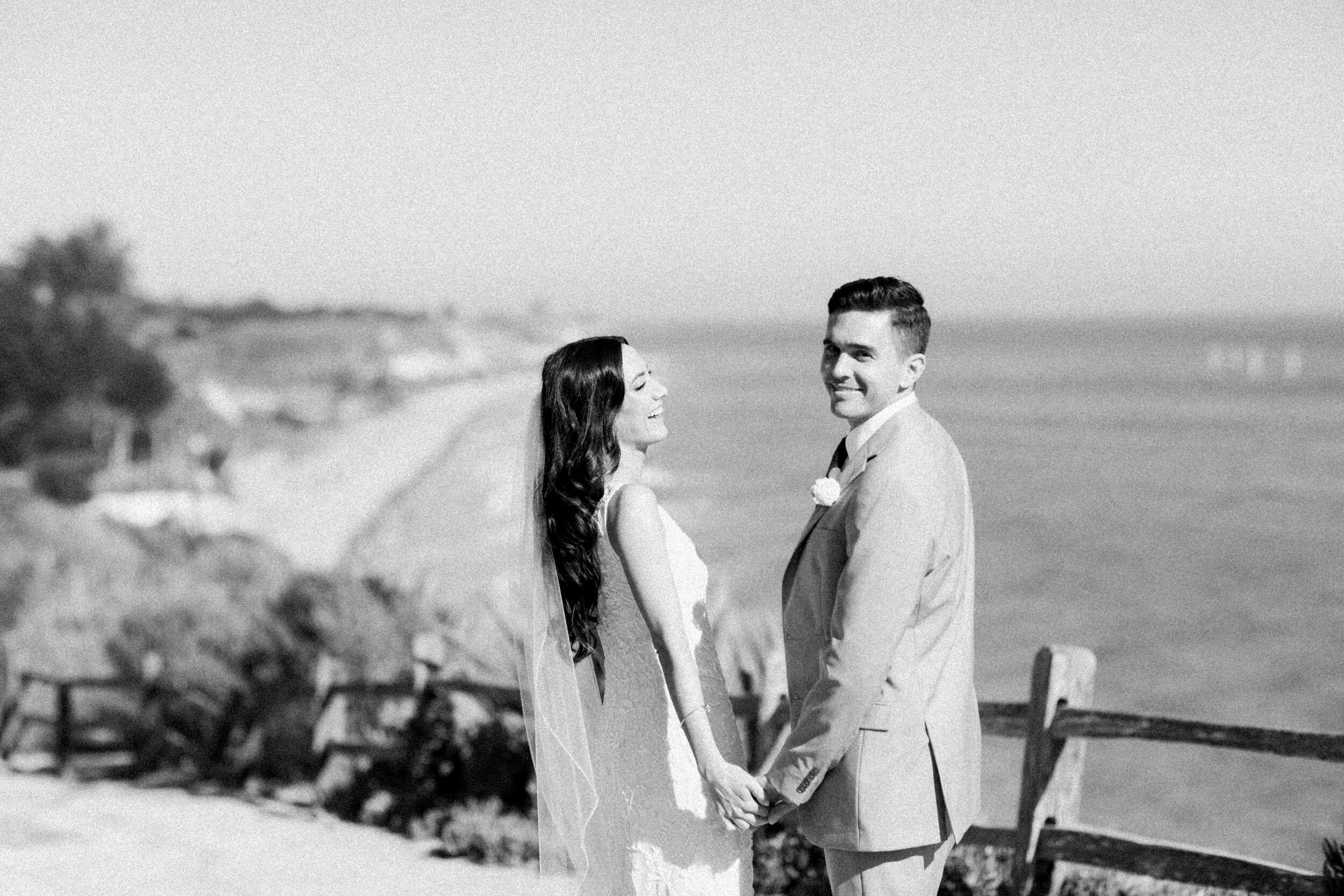 www.santabarbarawedding.com | Kelsey Crews Photo | Ella &amp; Louie | Bride and Groom with the Ocean in the Background