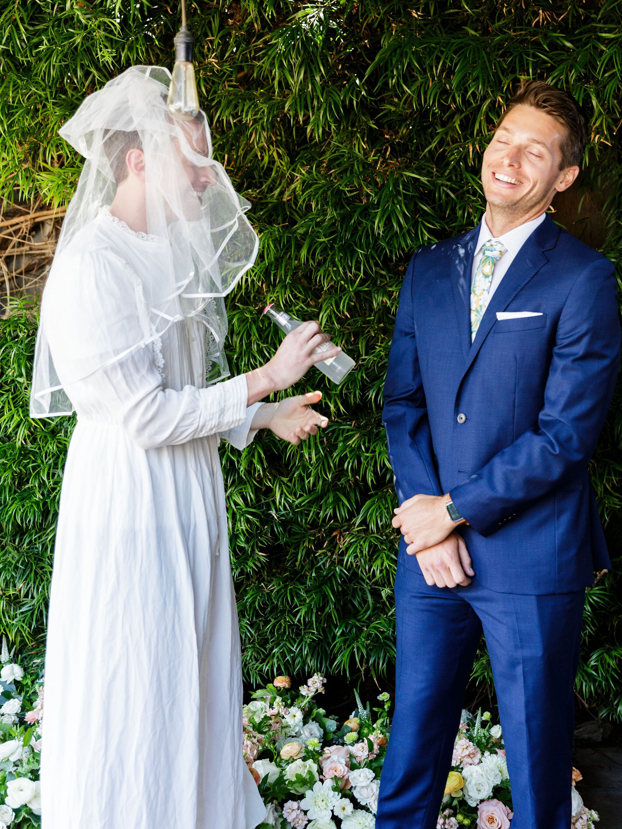 www.santabarbarawedding.com | Head &amp; Heart Photography | Rincon Beach Club | Events by Rincon | The Twisted Twig | Groom Fake First Look and Friend Gives Him an Ice