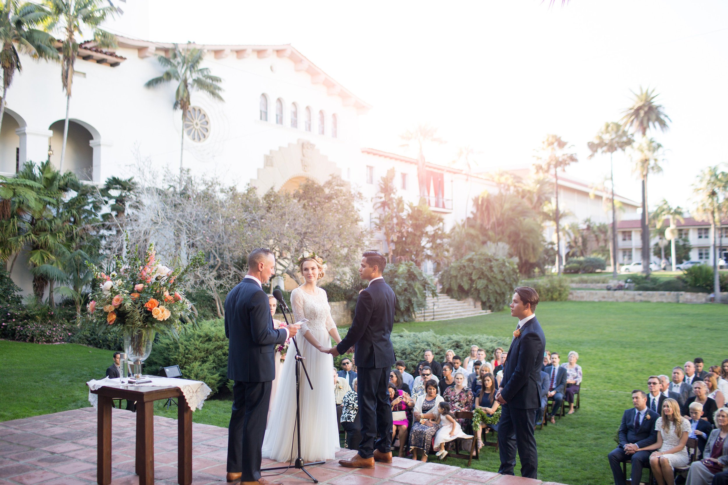 www.santabarbarawedding.com | Anna J Photography | Santa Barbara Courthouse | Ceremony | Bride and Groom | Vows