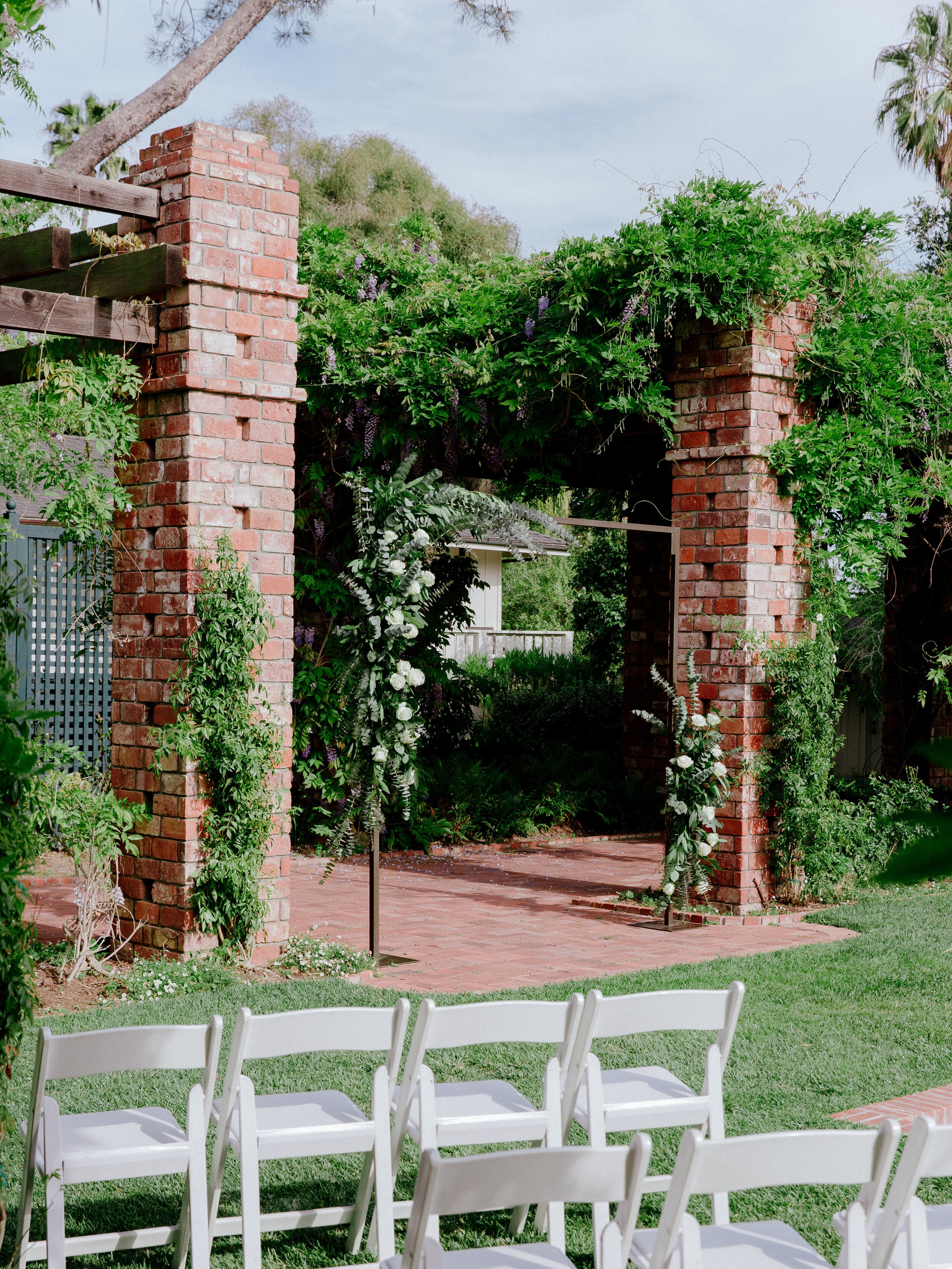 www.santabarbarawedding.com | Chris J Evans | Alegria by Design | Belmond El Encanto | Ella &amp; Louie | Town and Country Event Rental | The Garden Ceremony Set Up 