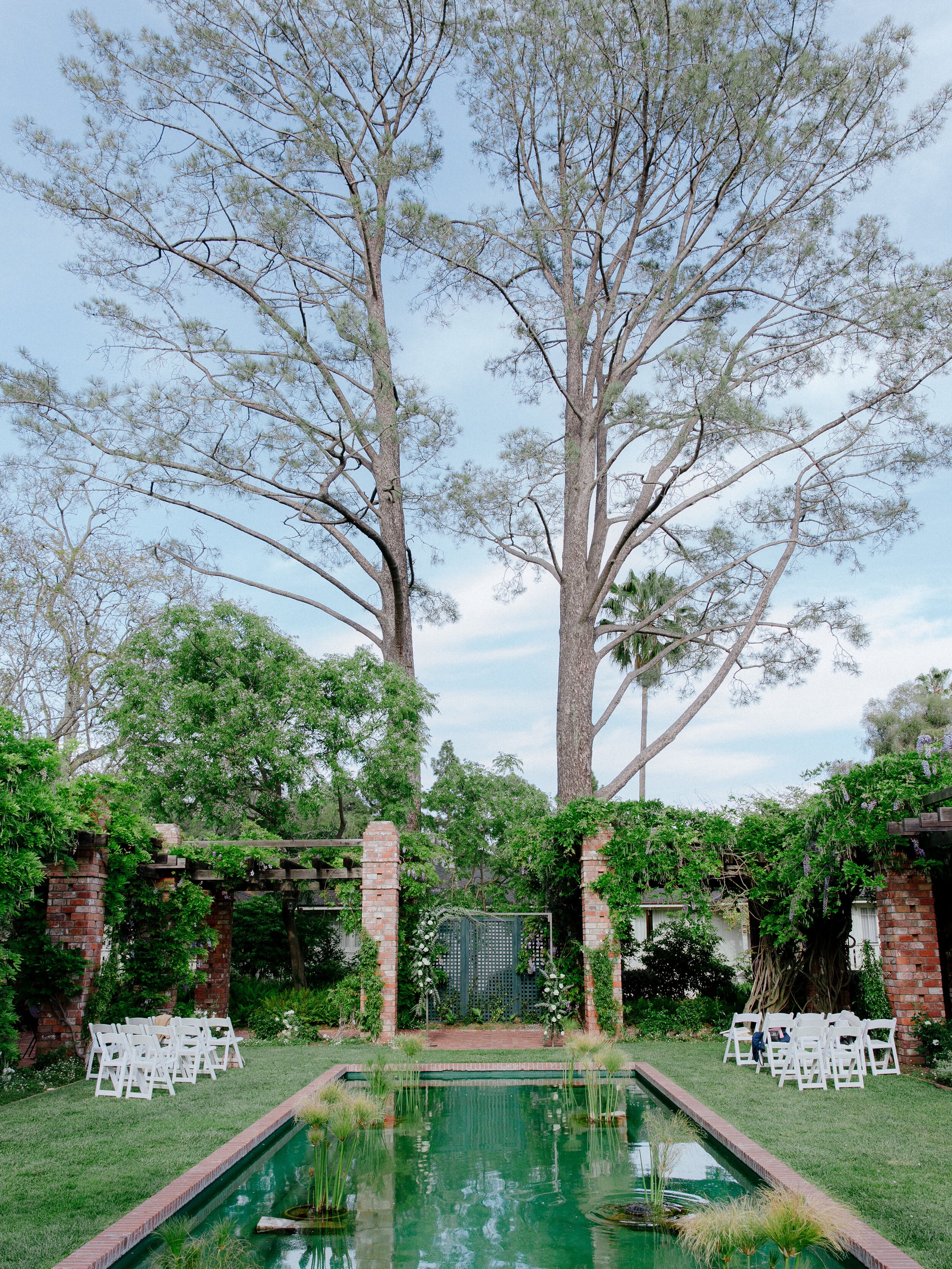 www.santabarbarawedding.com | Chris J Evans | Alegria by Design | Belmond El Encanto | Ella &amp; Louie | Town and Country Event Rental | The Garden Ceremony Set Up 