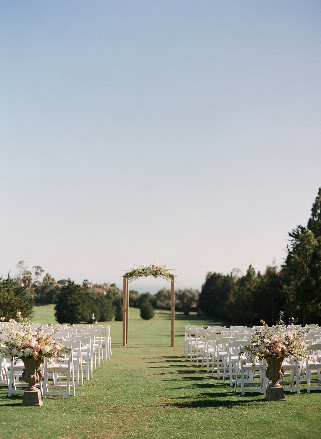 santabarbarawedding.com | Photo: Diane McGregor | Romantic Garden wedding in Montecito