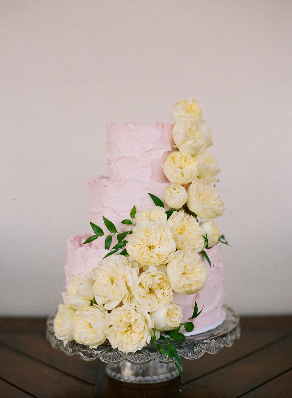 santabarbarawedding.com | Photo: Diane McGregor | Romantic Garden wedding in Montecito