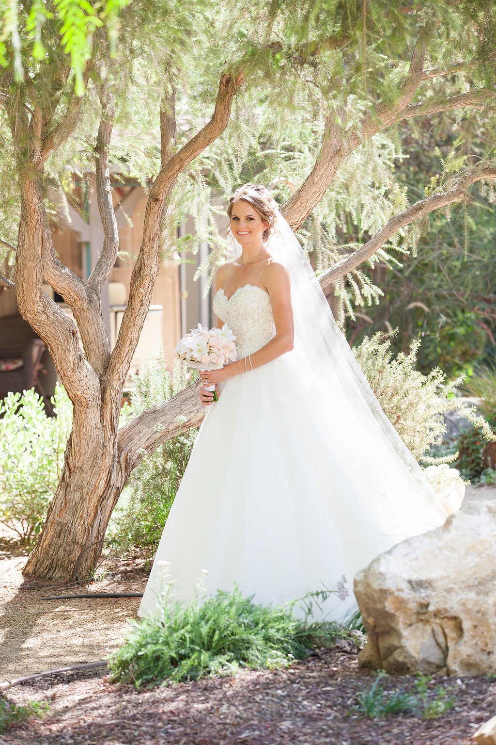 santabarbarawedding.com | Photo: Melissa Musgrove | Coral Garden Wedding Inspiration