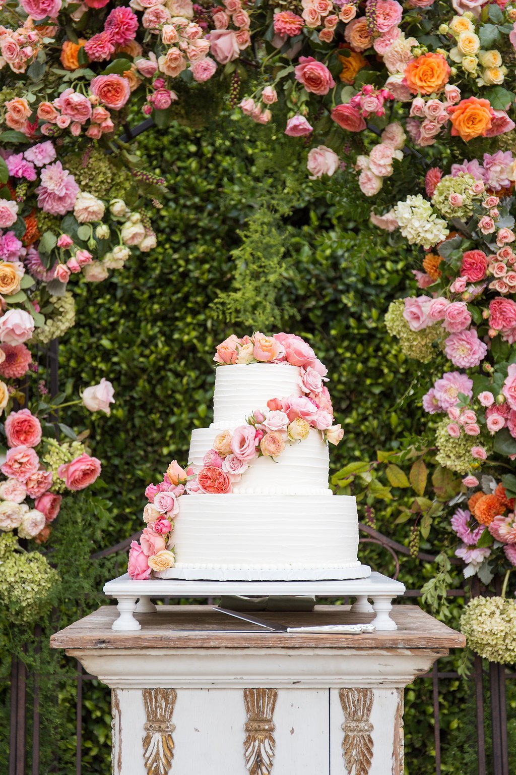 santabarbarawedding.com | Photo: Melissa Musgrove | Coral Garden Wedding Inspiration