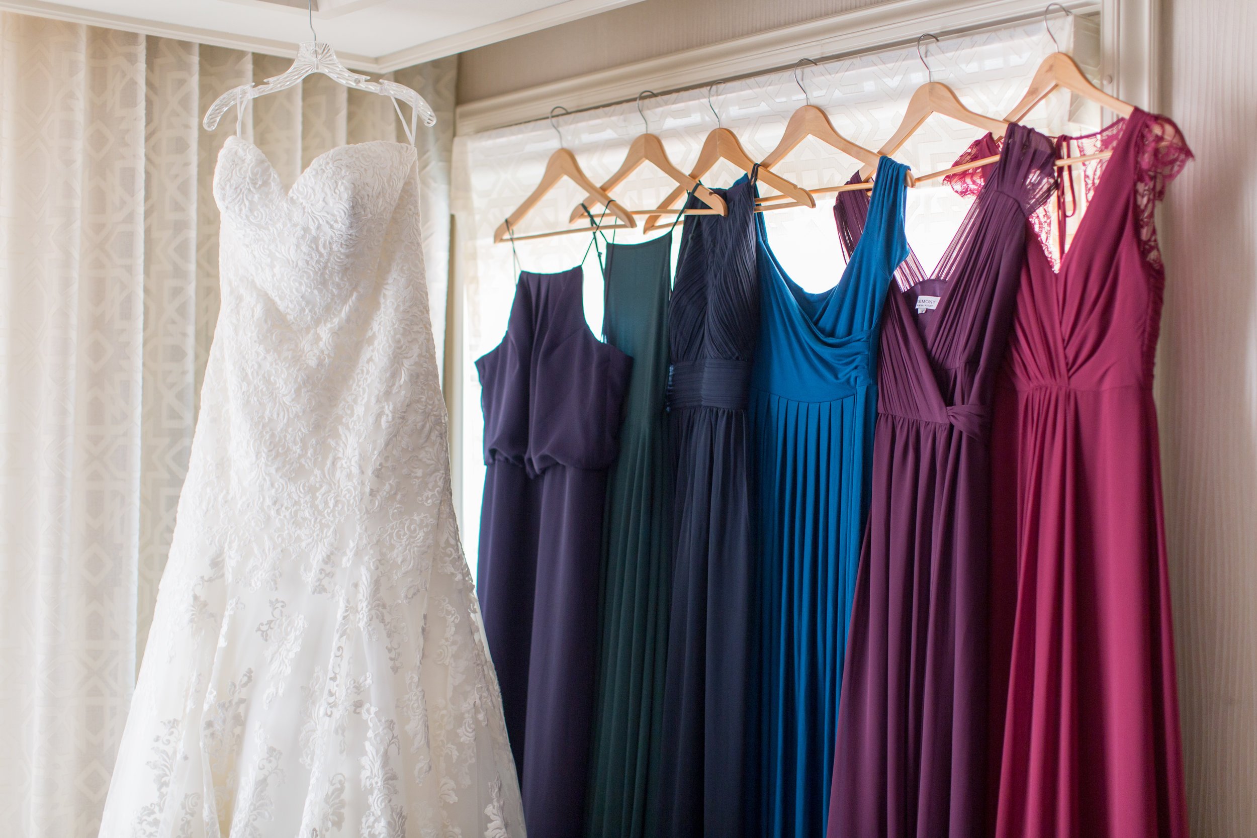 www.santabarbarawedding.com | Elings Park | Waller Weddings | Bridesmaids and Bridal Gowns