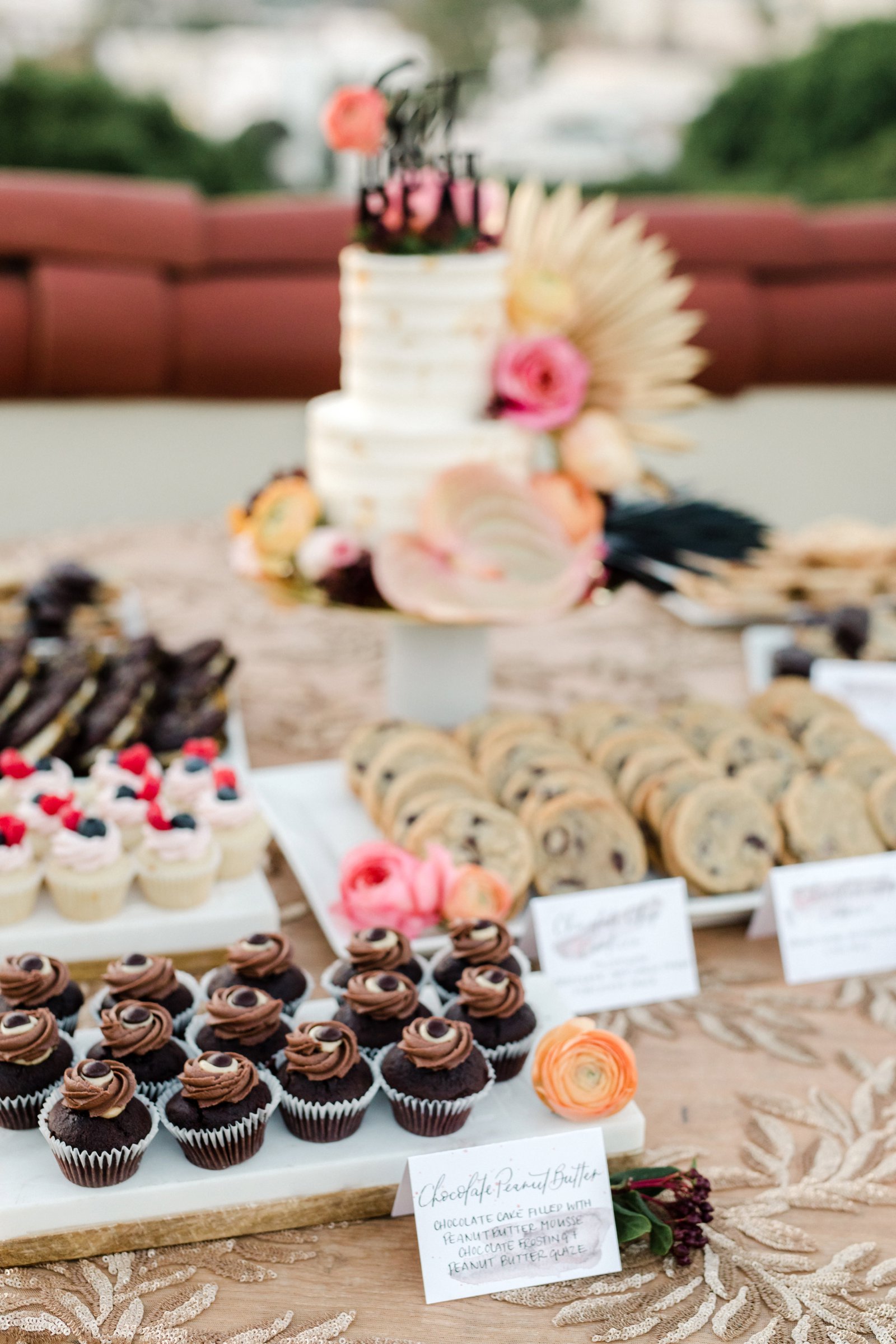 www.santabarbarawedding.com | Anna Delores Photography | Kimpton Canary Hotel | Onyx + Redwood | Enjoy Cupcakes | Desserts and Pastries