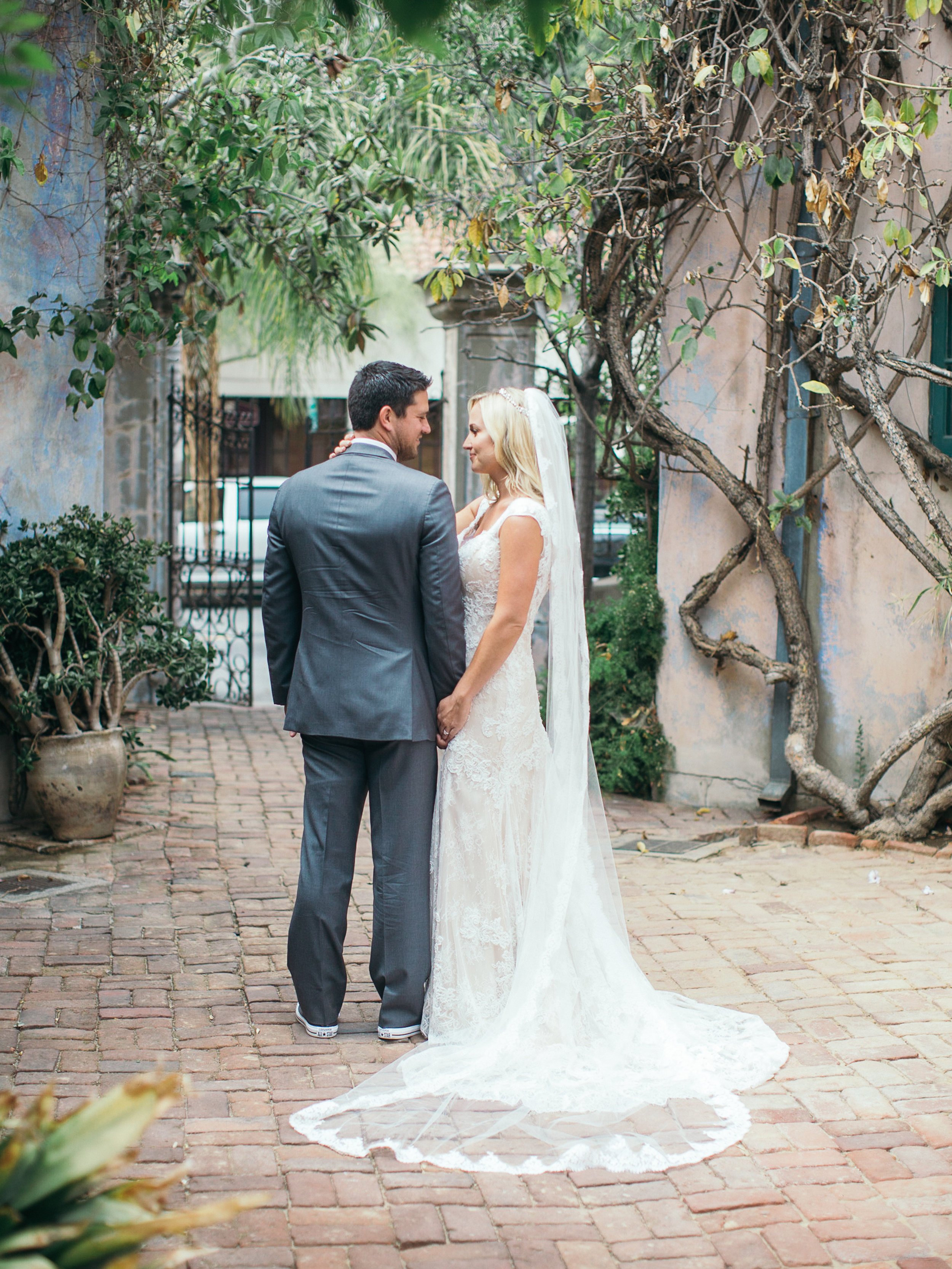 santabarbarawedding.com | Photo: Kiel Rucker | Lavender and lace wedding ideas at Santa Barbara Historical Museum