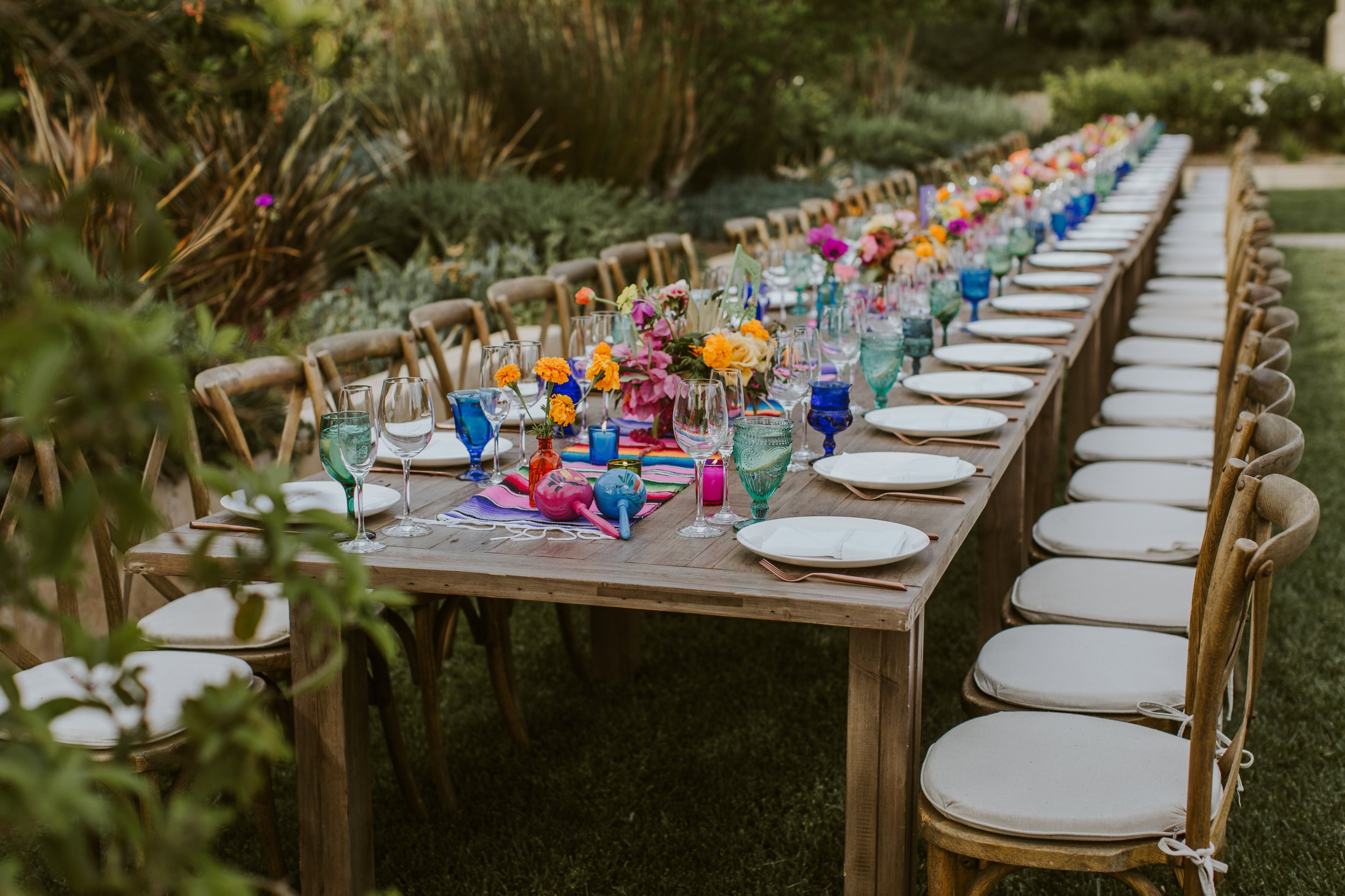 www.santabarbarawedding.com | Burgundy Blue | Ventura Rentals | Fleur De Rye | Catering Connection | Colorful Table Settings and Flowers 