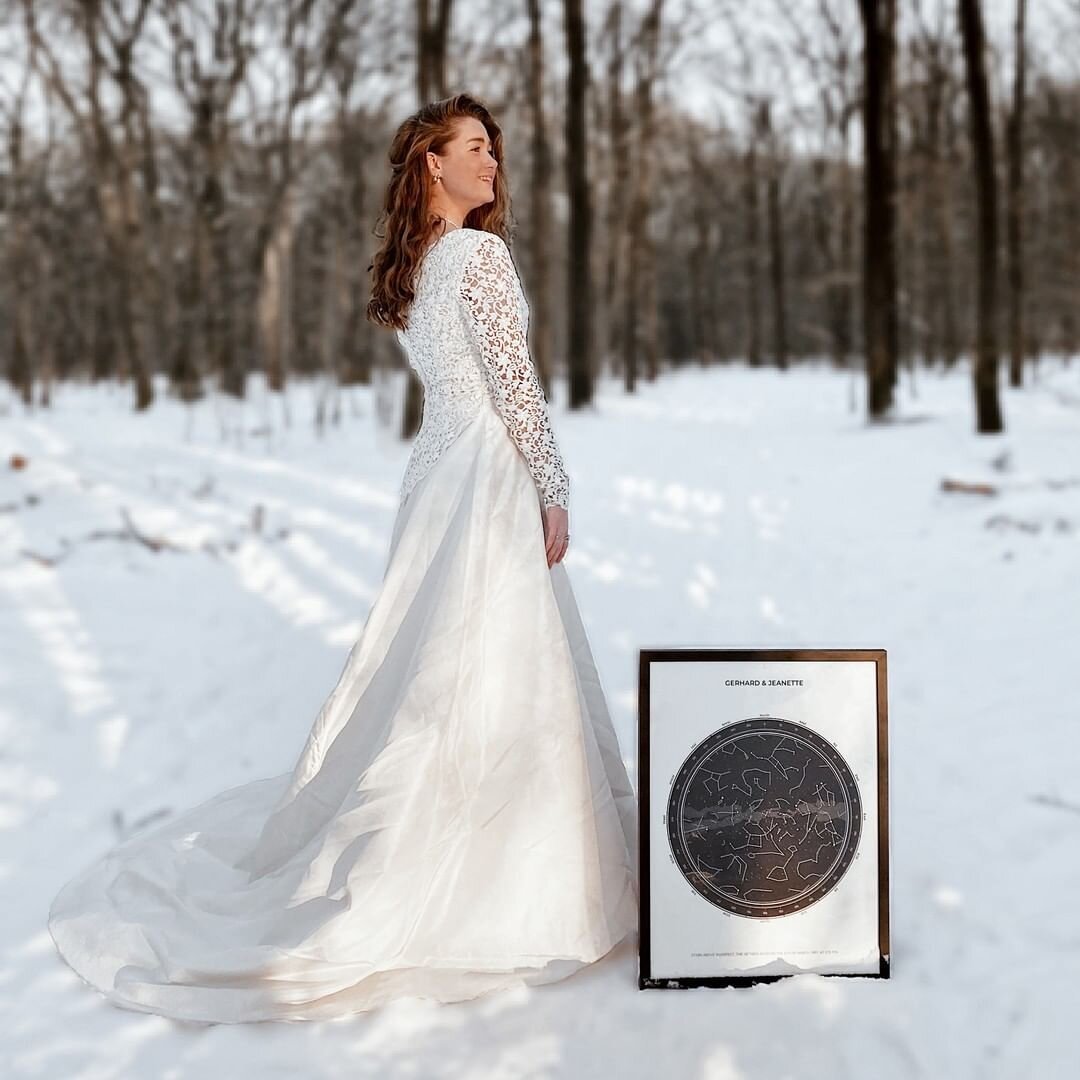 www.santabarbarawedding.com | Under Lucky Stars | Britt Wijnne | Framed Star Map in the Snow Next to the Bride