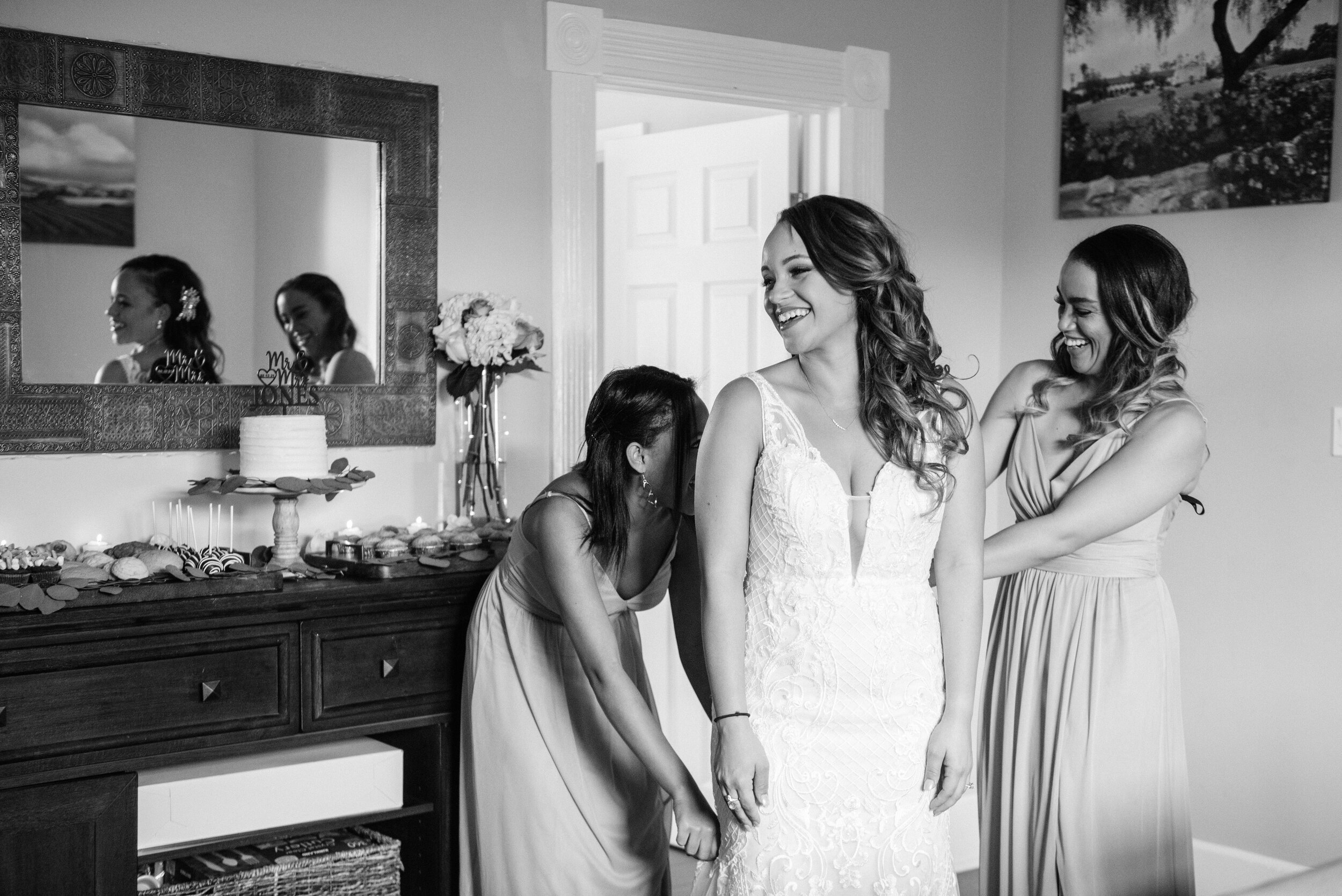 www.santabarbarawedding.com | ByCherry Photography | Santa Barbara Courthouse | Kaycee Dirkse | Santa Barbara Hair &amp; Makeup | Jared Galleria | Bride Getting Ready with Bridesmaids