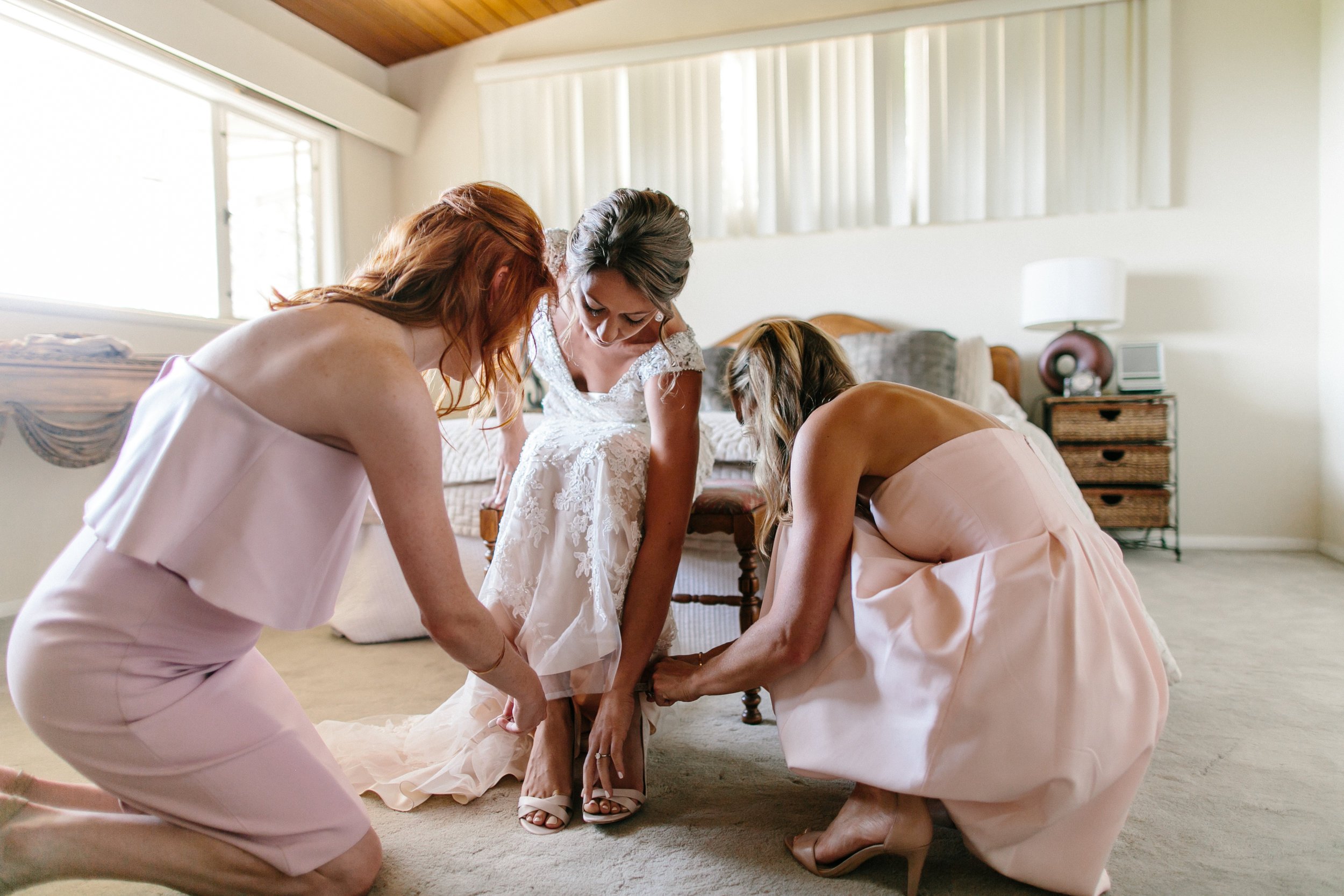 www.santabarbarawedding.com | Josh Newton | Elings Park | Burlap & Bordeaux | Bride getting ready