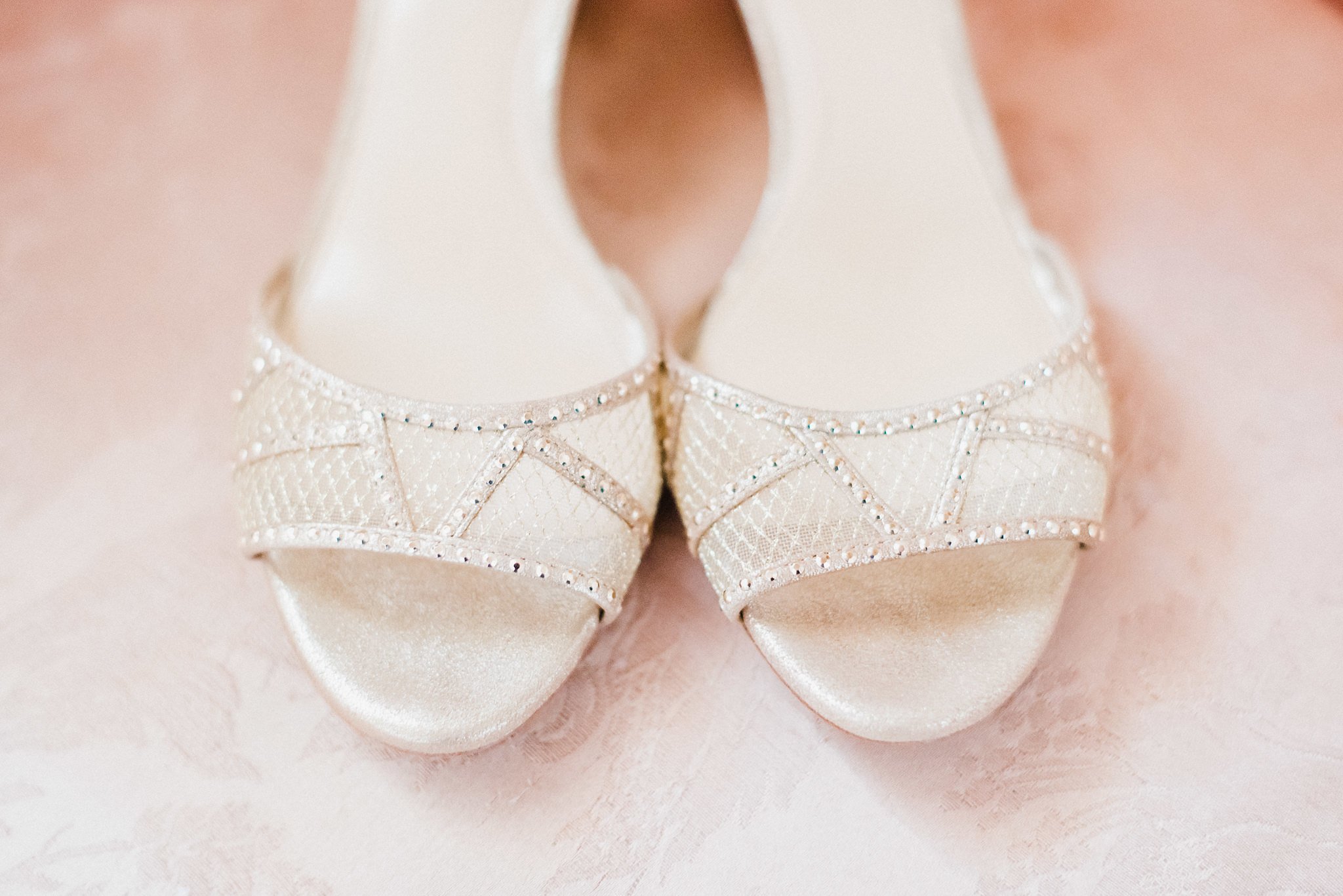 www.santabarbarawedding.com | Grace Kathryn | Santa Barbara Historical Museum | Bride's Shoes