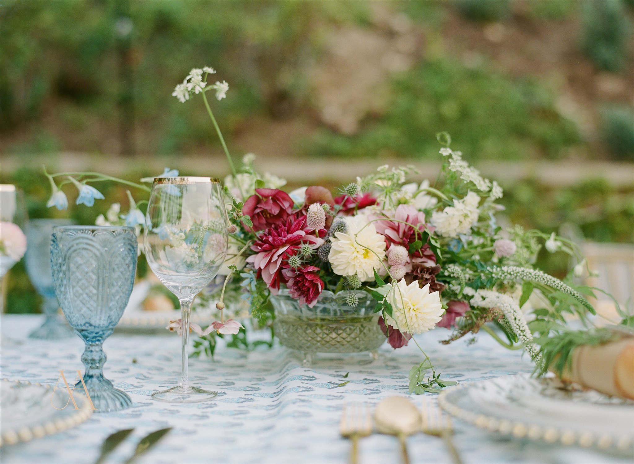 www.santabarbarawedding.com | Brilliant Wedding Co. | Michael &amp; Anna Costa Photography | Margaret Joan Florals | MTB Event Rentals | Modern Art Catering | Reception Table Centerpieces 