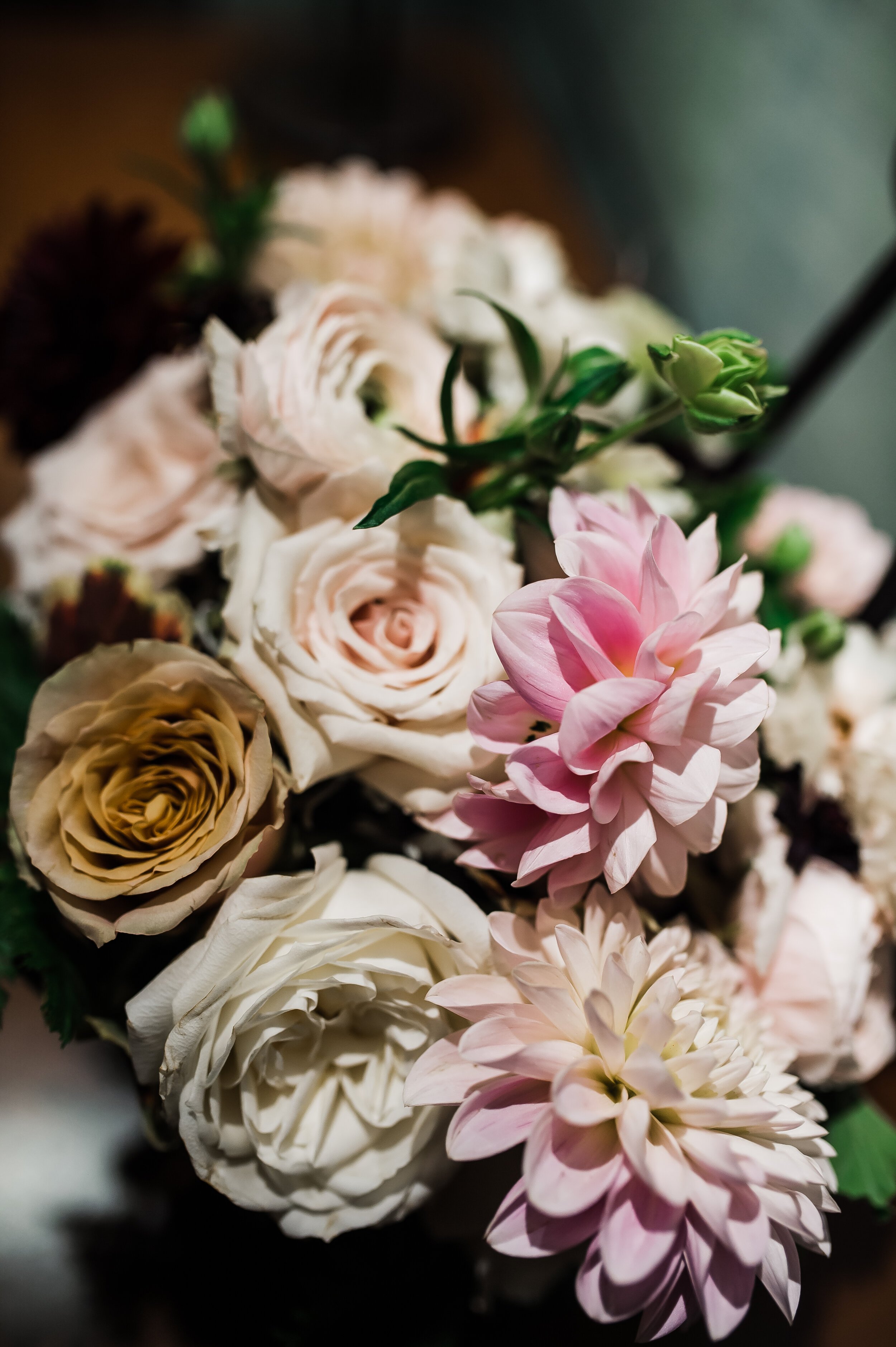 www.santabarbarawedding.com | Michelle Ramirez Photography | Casa De La Guerra, The Presidio Chapel | Events by Maxi | Alexis Ireland Florals | pink and white bridal bouquet