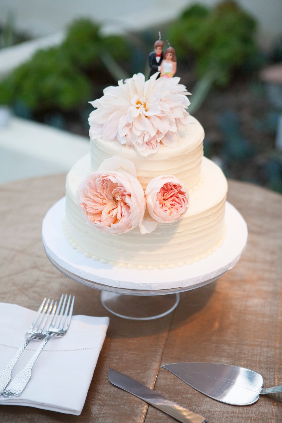 www.santabarbarawedding.com | Soigne Productions | Lane Dittoe | Wedding Cake