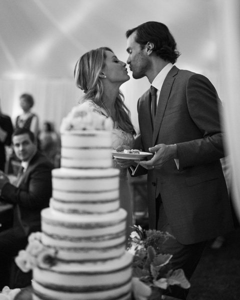 www.santabarbarawedding.com | San Ysidro Ranch | David Kepner | Wedding Cake | Lele Patisserie