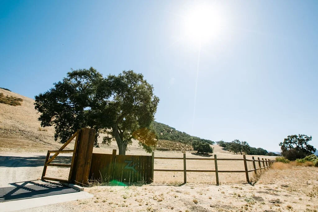 www.santabarbarawedding.com | Zaca Creek Ranch | Mi Belle Photography | Jill & Co. | The Entrance to the Venue