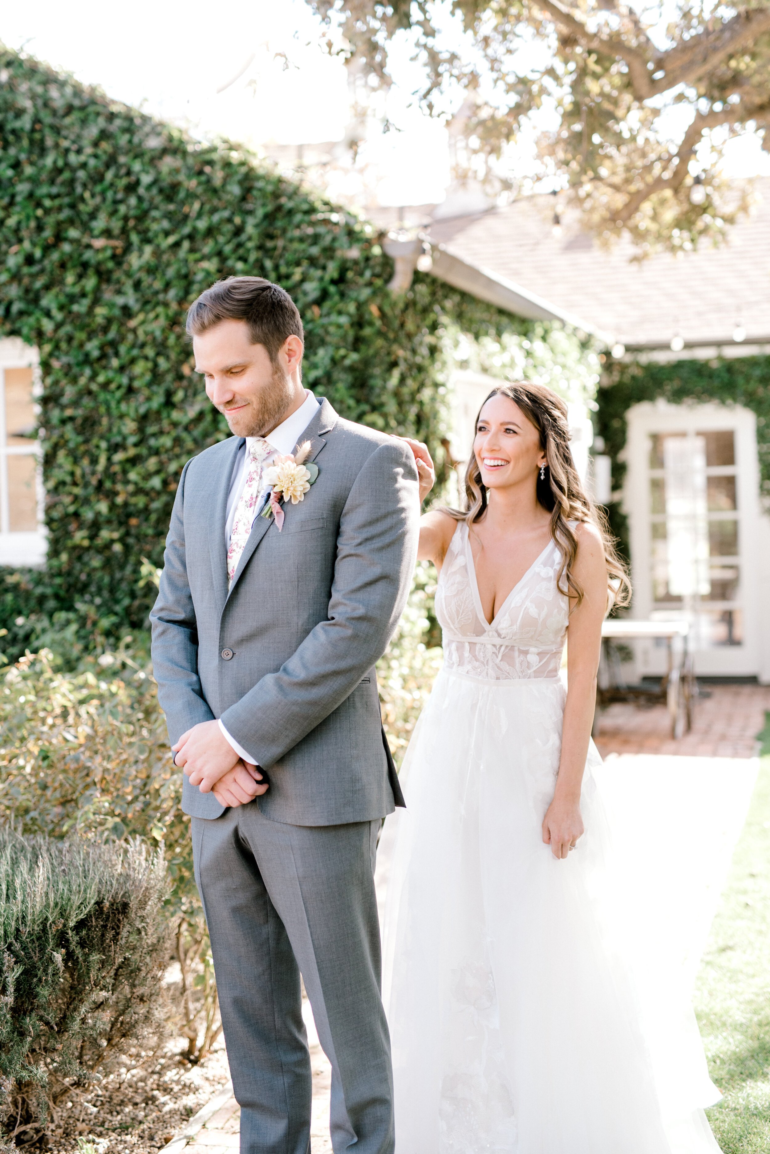 www.santabarbarawedding.com | Events by Fran | Brooke Borough Photography | Triunfo Creek Vineyards | Velvet Blooms | Lili Bridals | Blushing Beauty | Bride and Groom First Look