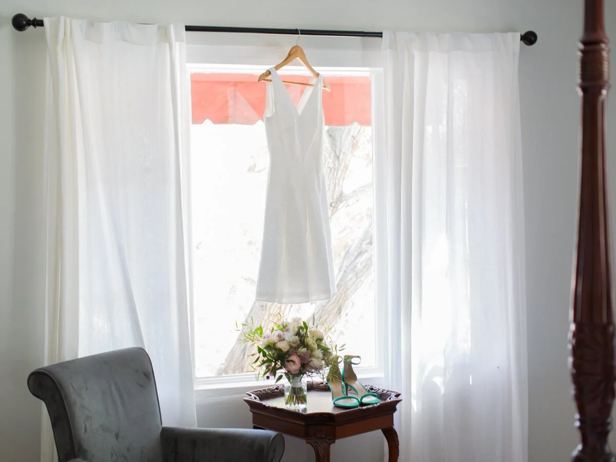 www.santabarbarawedding.com | Aurelia D’Amore Photography | Santa Barbara Courthouse | Haute Blossoms Floral | Alice and Olivia | Bride’s Wedding Dress and Shoes
